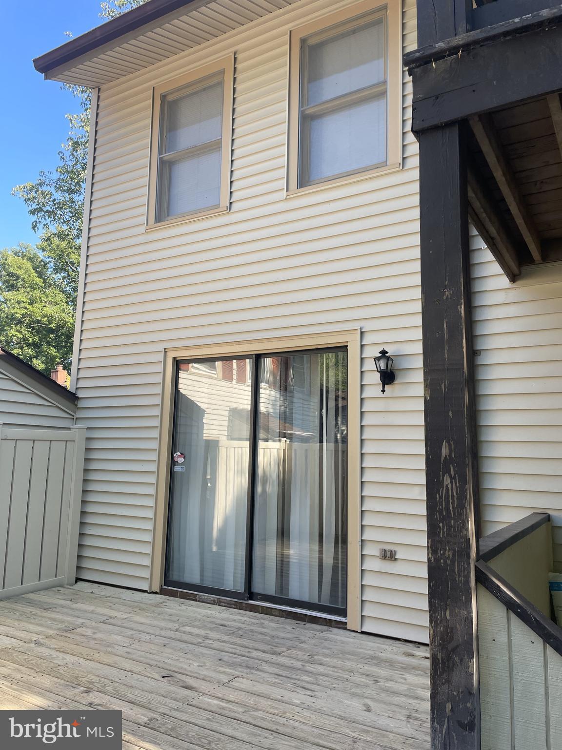 LAKE RIDGE - Residential Lease