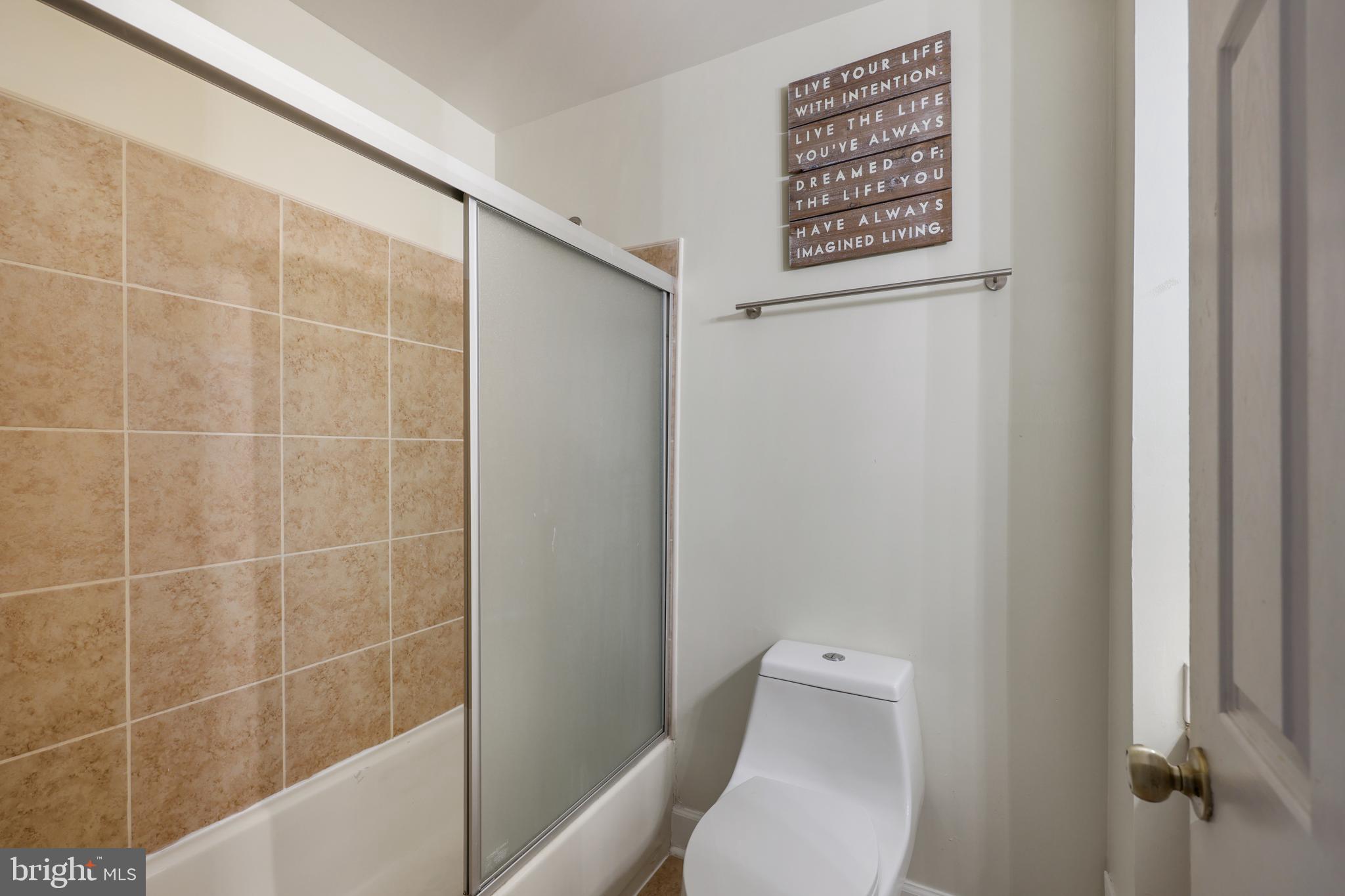 LOVETON FARMS - Residential