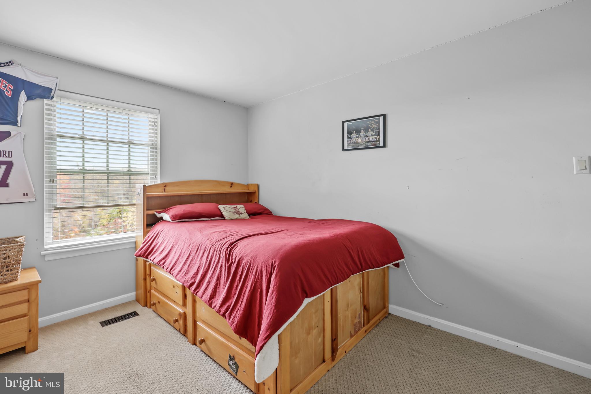 LOVETON FARMS - Residential