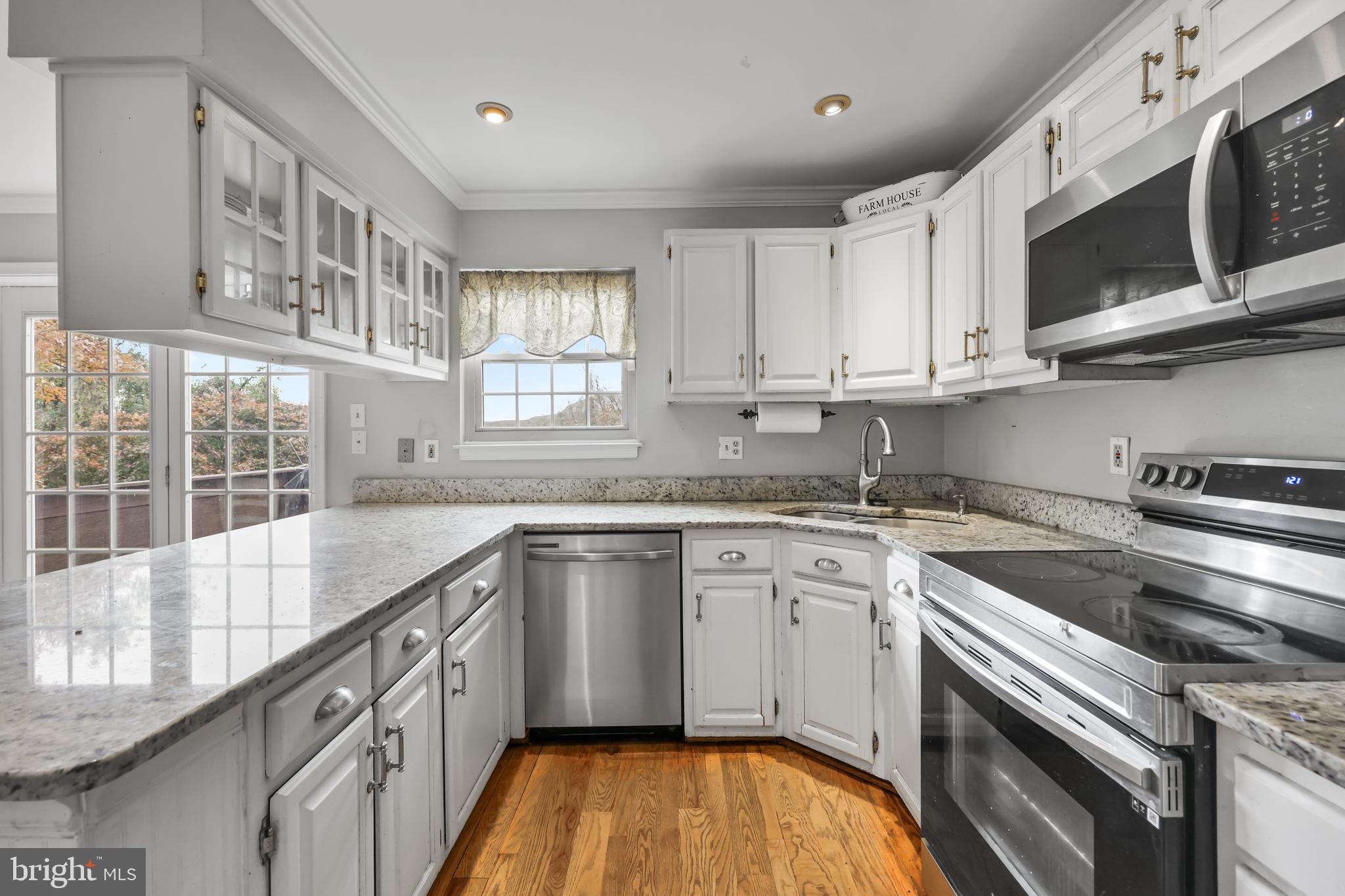 LOVETON FARMS - Residential