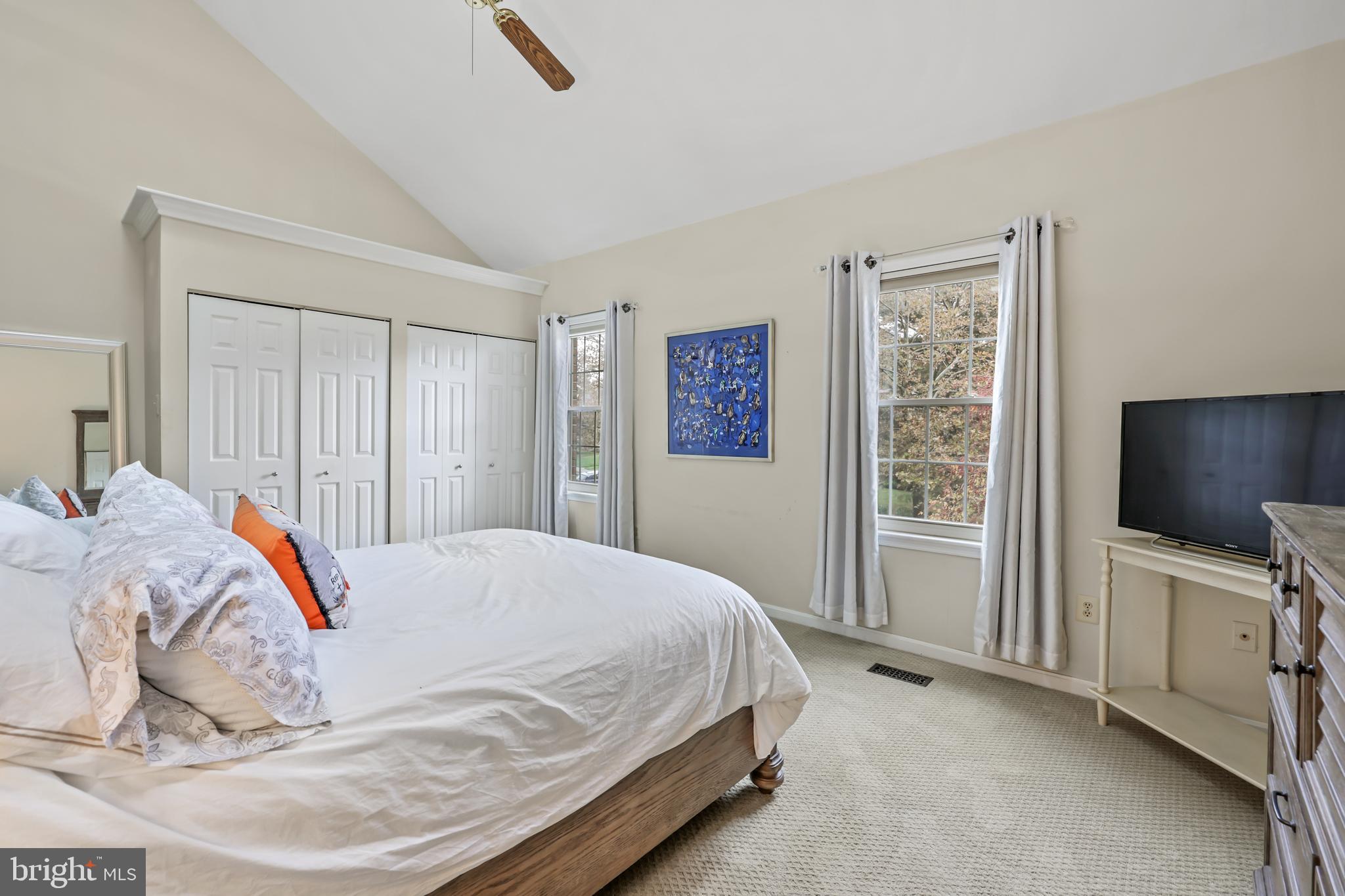 LOVETON FARMS - Residential