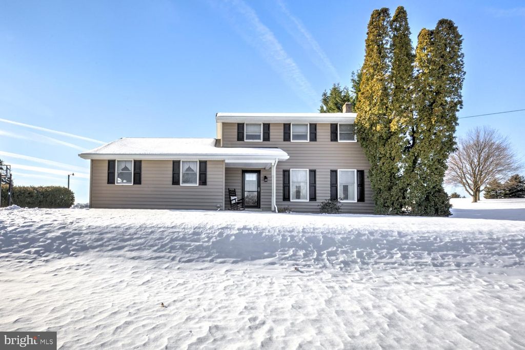 Photo of 1012 Rabbit Hill Road, LITITZ, PA 17543 (MLS # PALA2083668)
