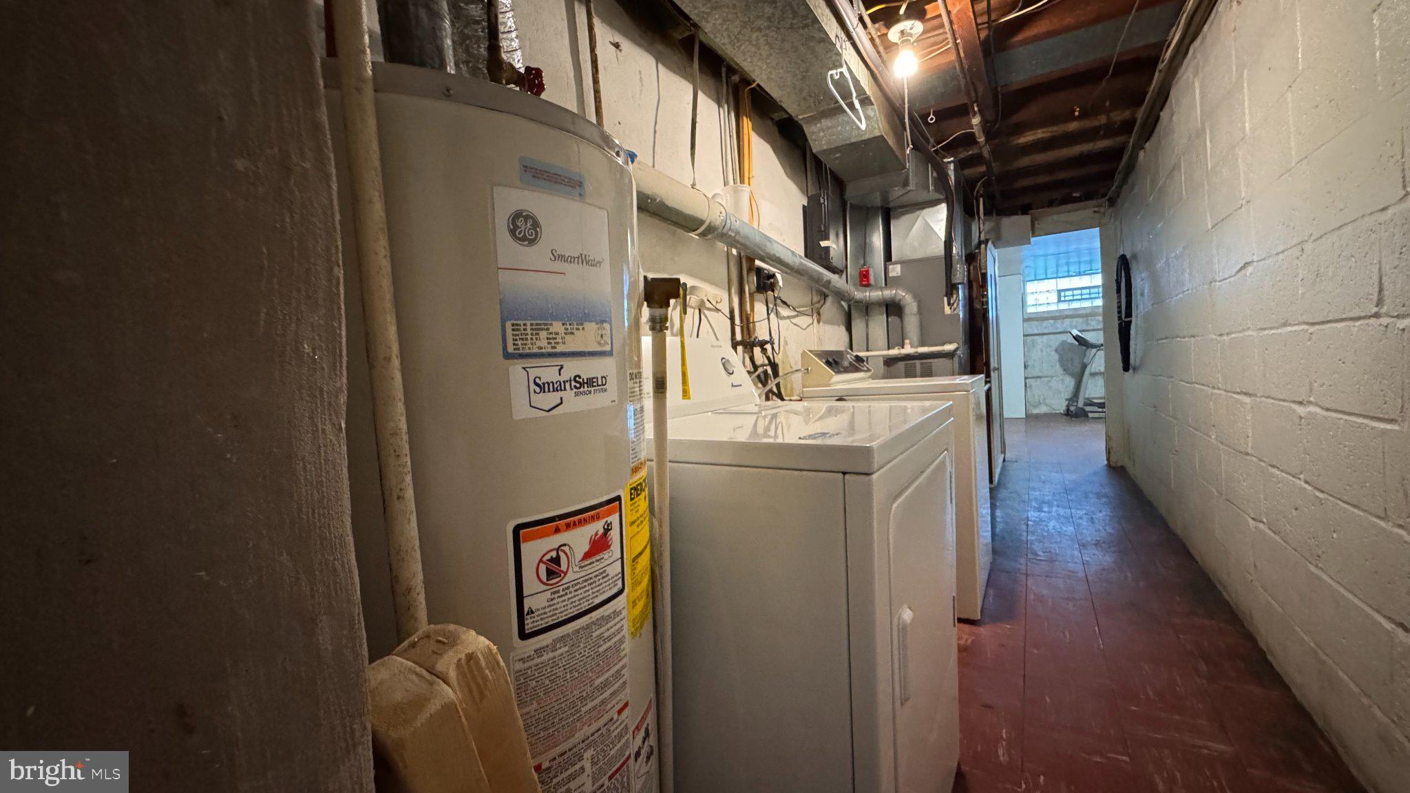 CRESCENTVILLE - Residential