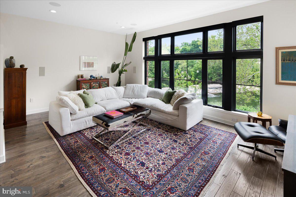 MANAYUNK - Residential