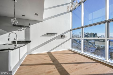 Condo For Rent - 444 W Broad Street #619<br/> Falls Church City County, FALLS CHURCH, VA 22046