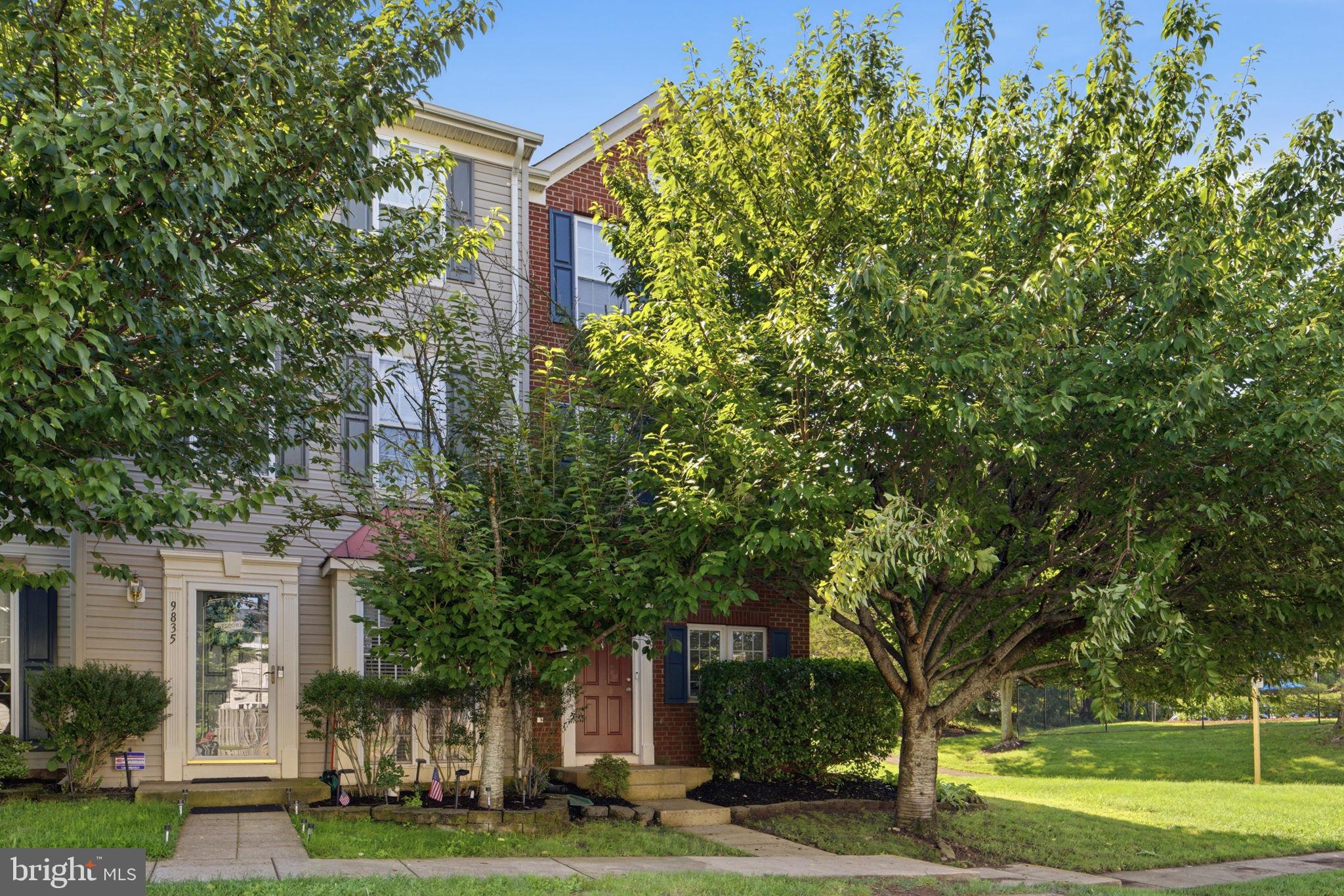 9837 MAITLAND LOOP