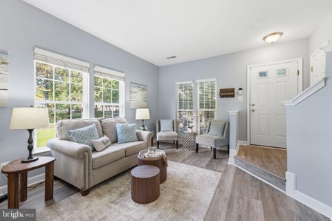 Townhouse For Sale - 9837 Maitland Loop<br/> BRISTOW, VA 20136