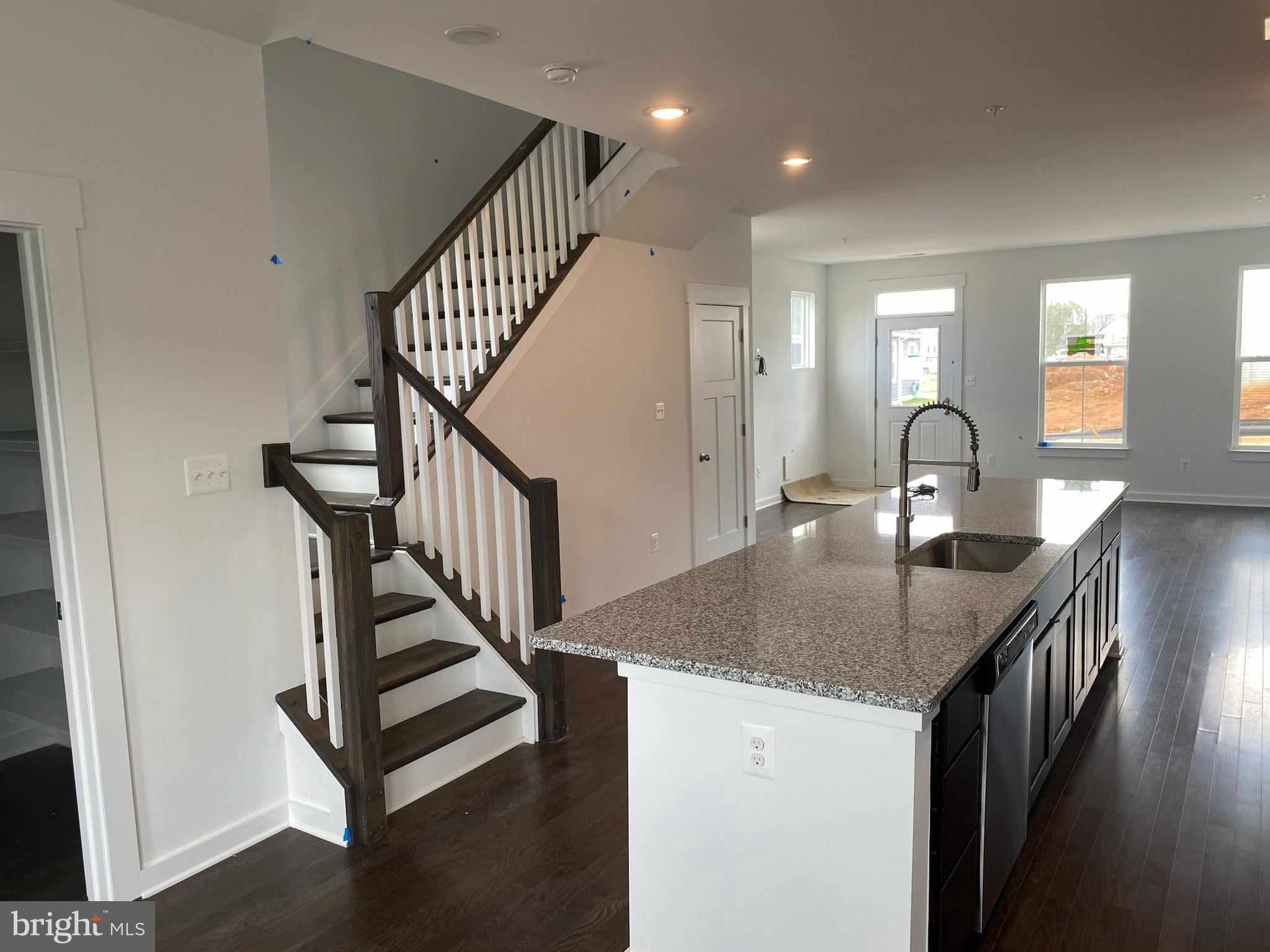 GAMBRILL VIEW - Residential