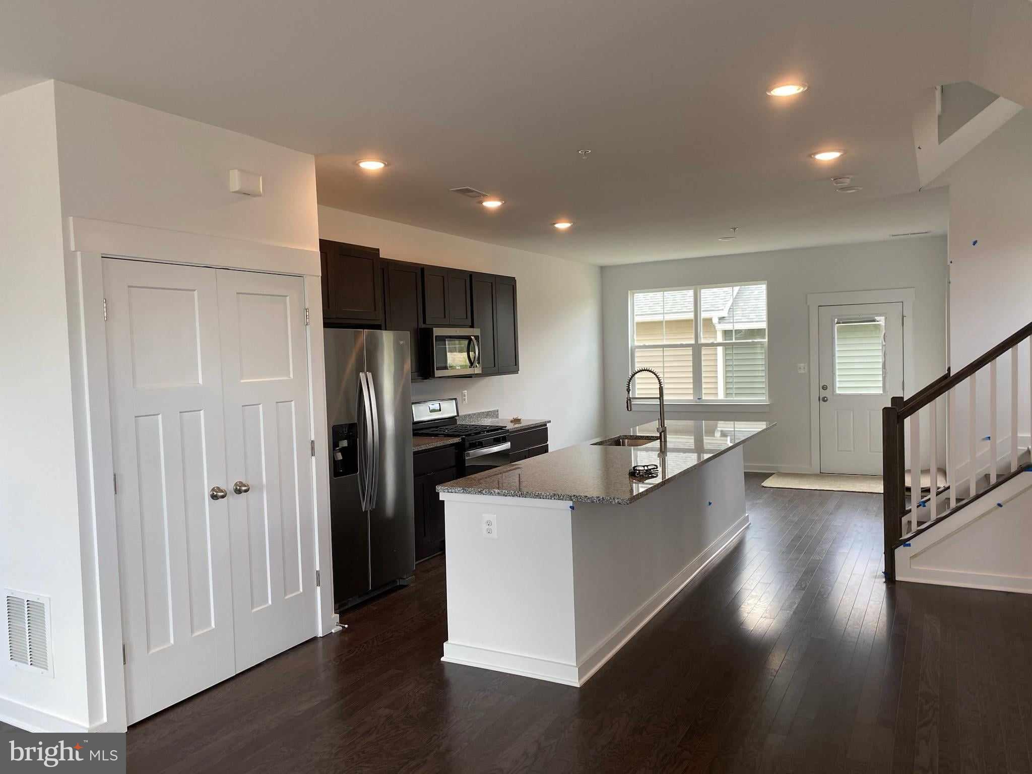 GAMBRILL VIEW - Residential