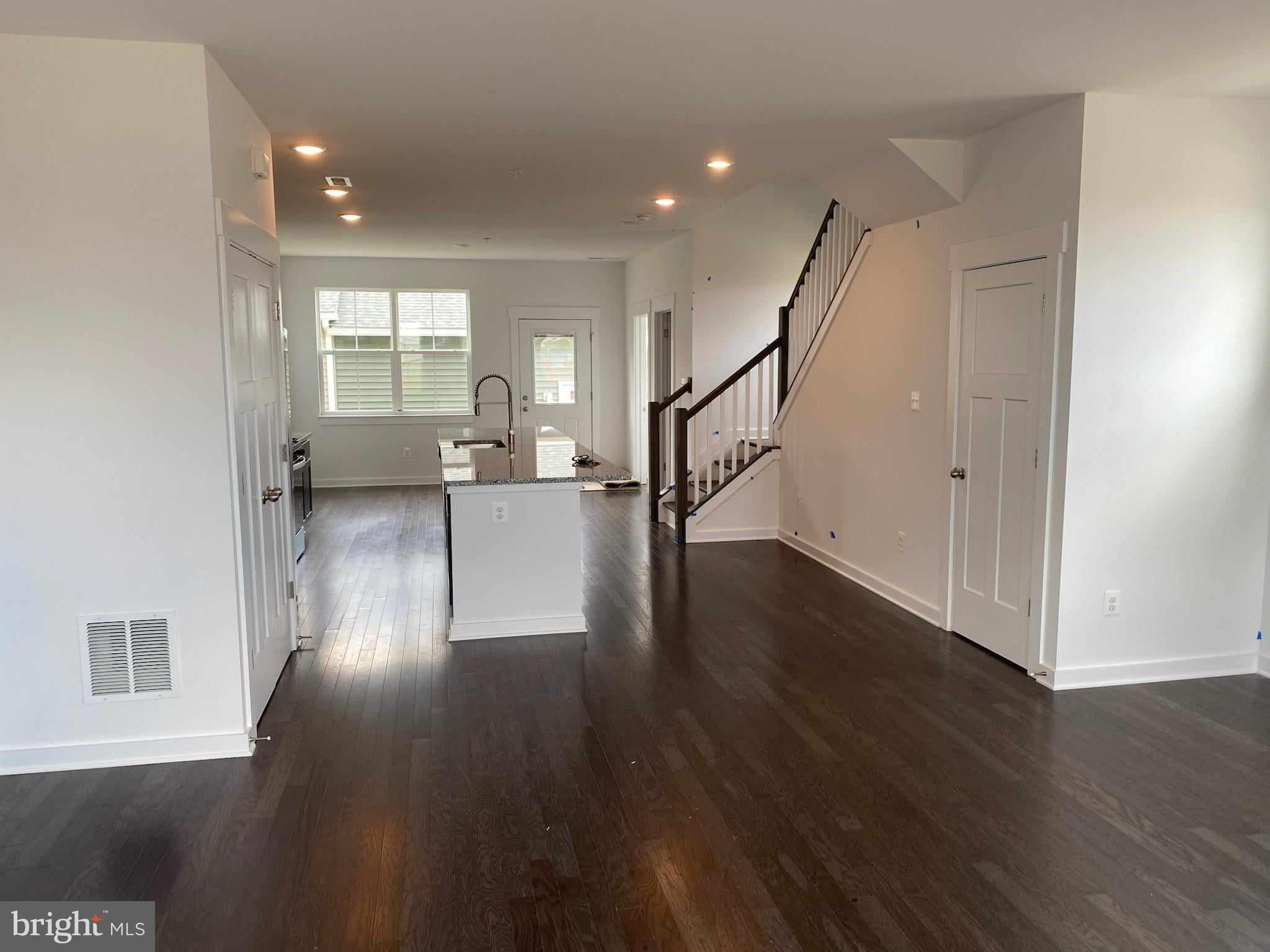 GAMBRILL VIEW - Residential