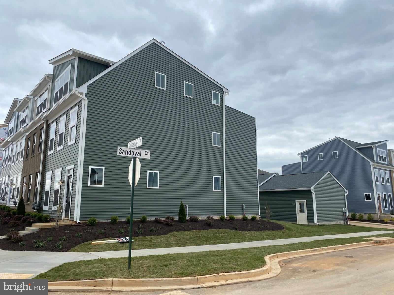 GAMBRILL VIEW - Residential