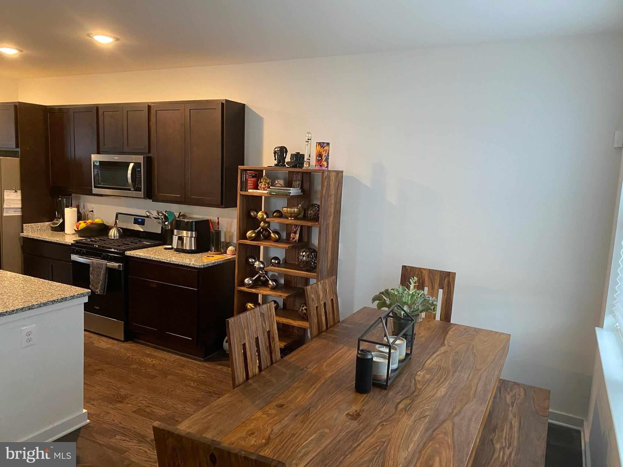 GAMBRILL VIEW - Residential