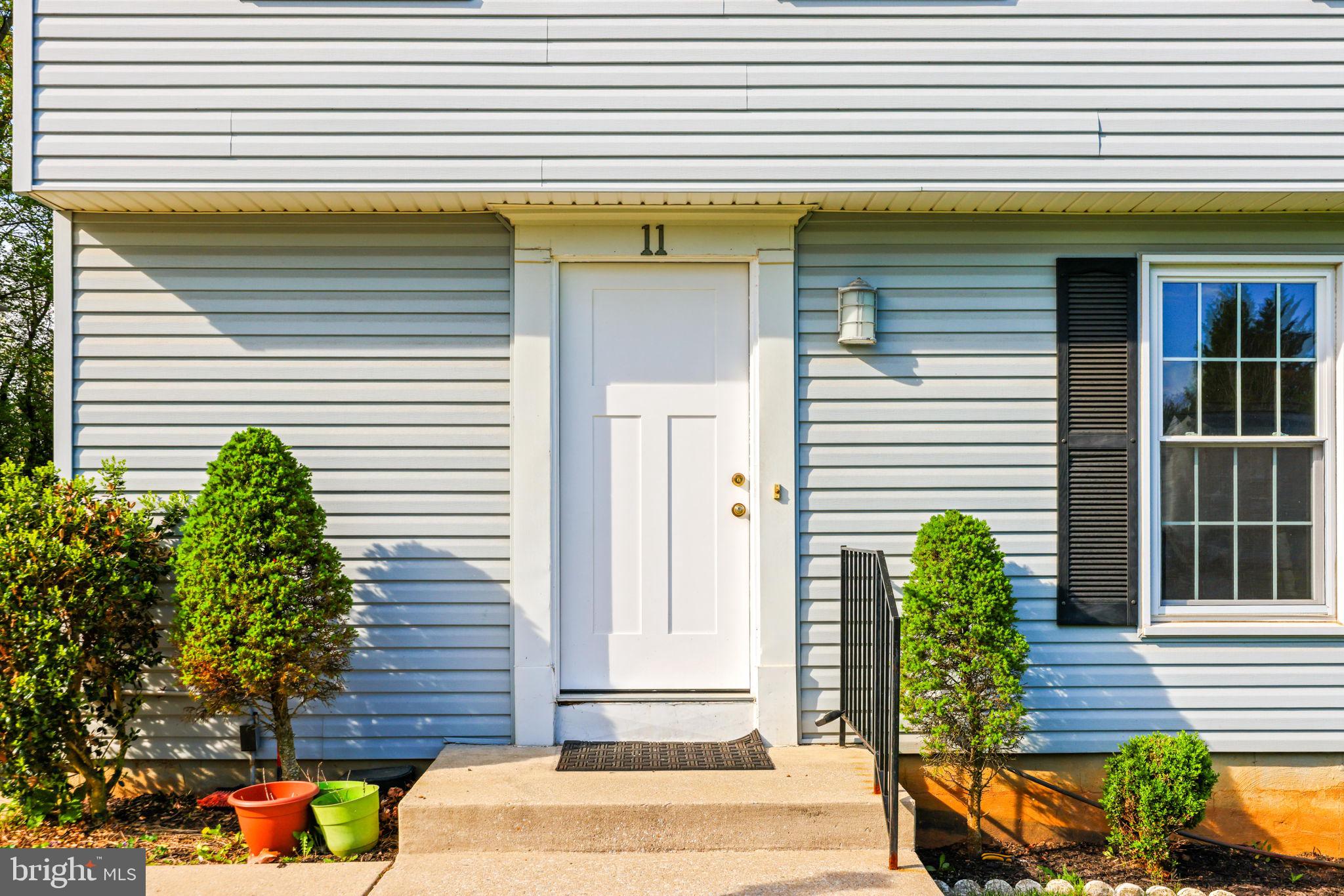 WOODBRIDGE VALLEY - Residential