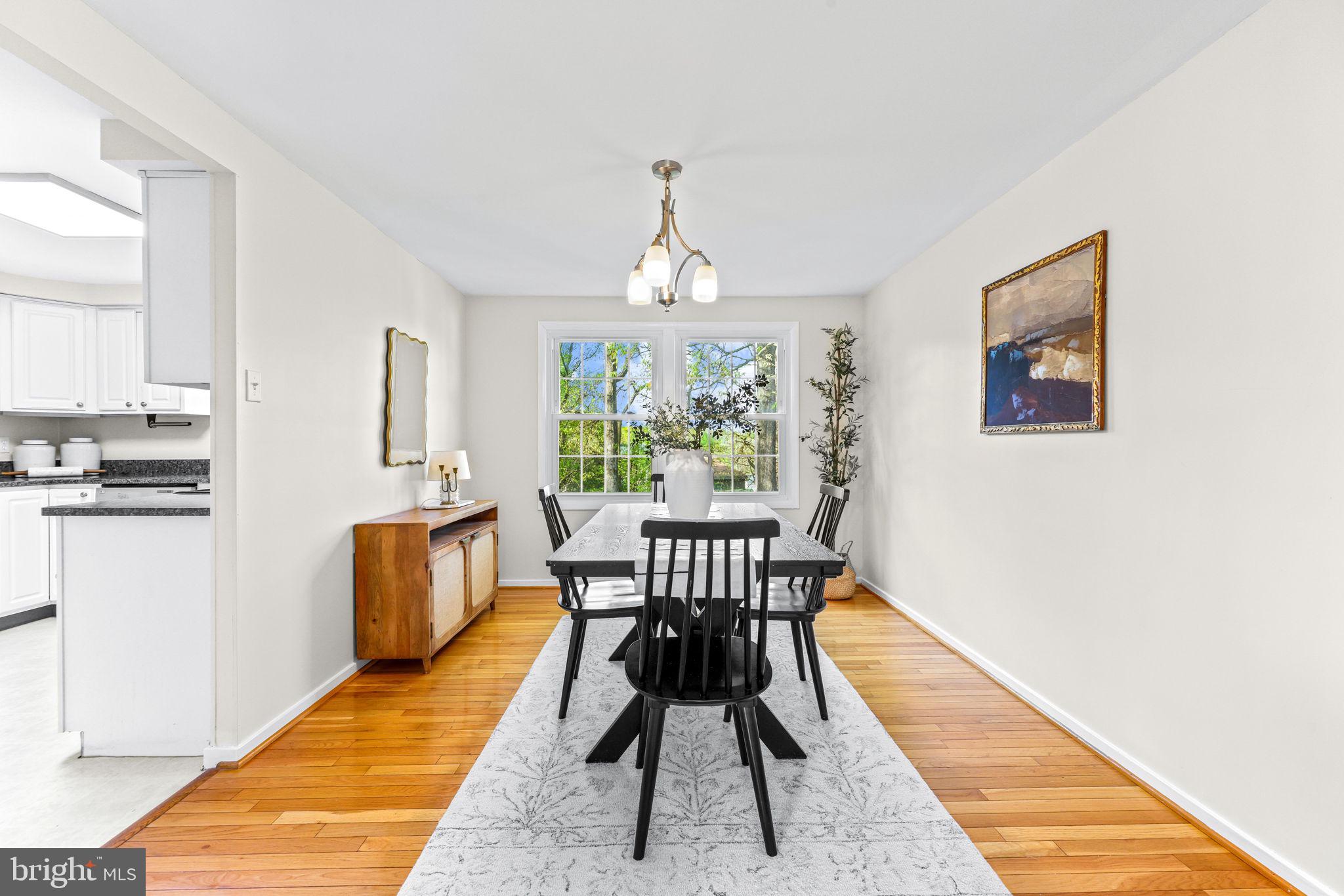 WOODBRIDGE VALLEY - Residential