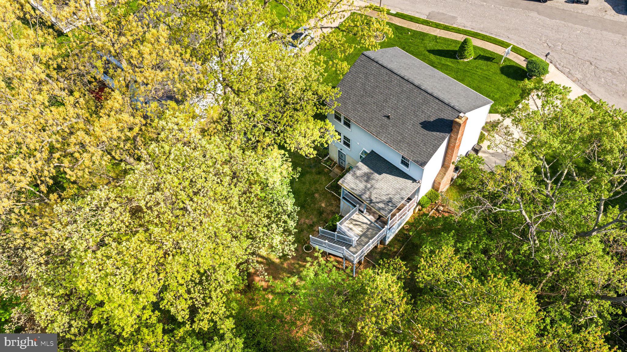 WOODBRIDGE VALLEY - Residential