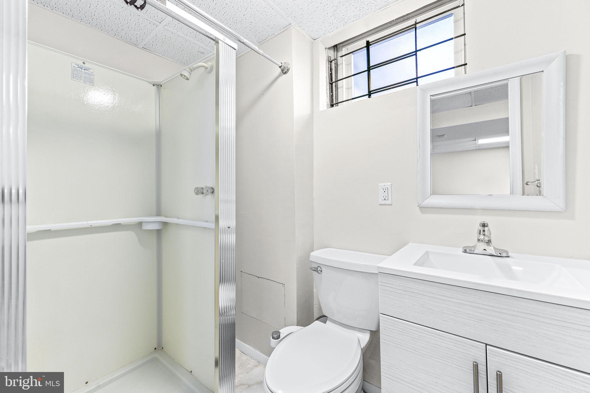 WOODBRIDGE VALLEY - Residential