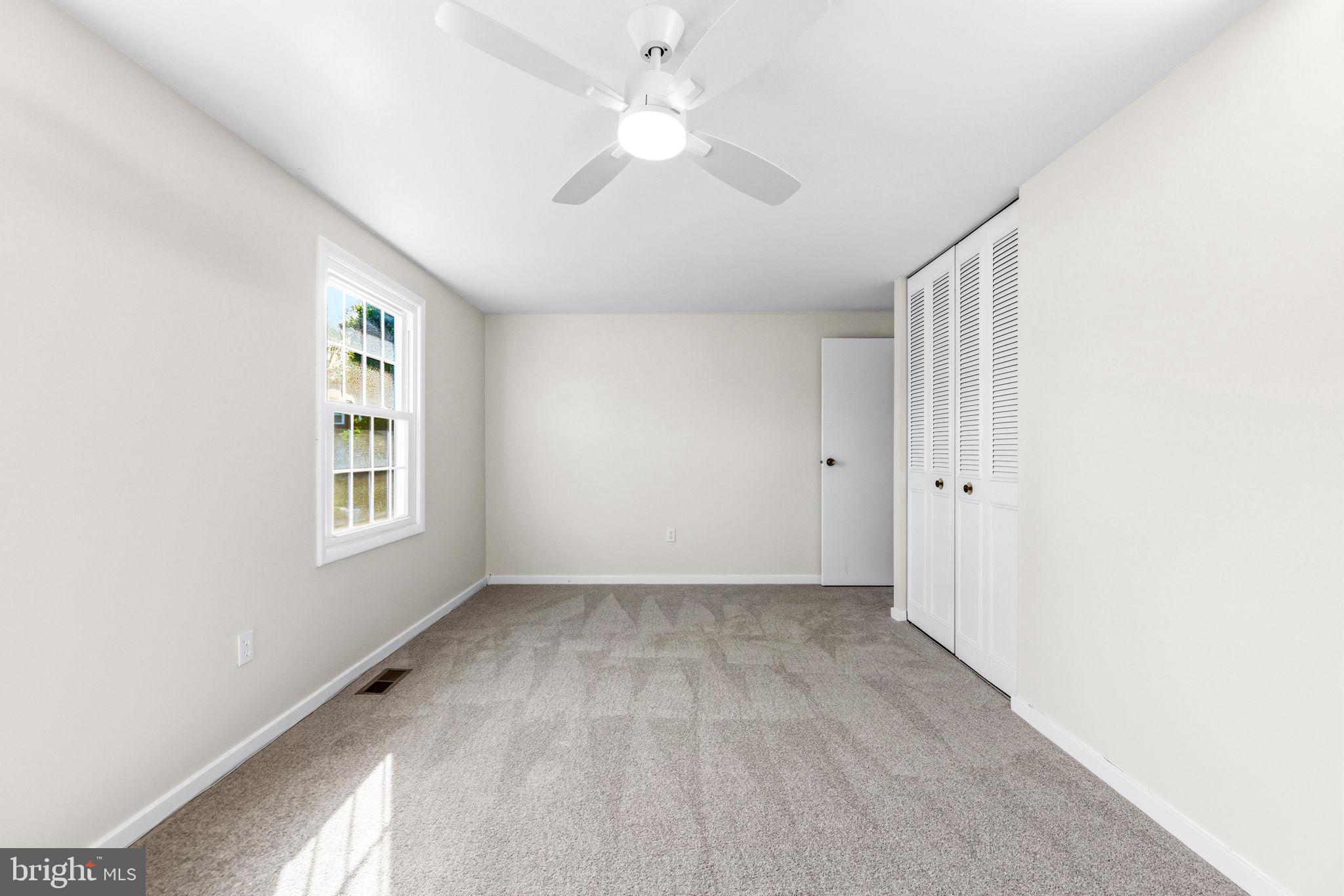 WOODBRIDGE VALLEY - Residential