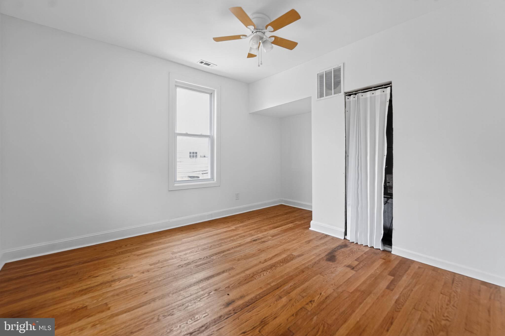 FRANKFORD - Residential