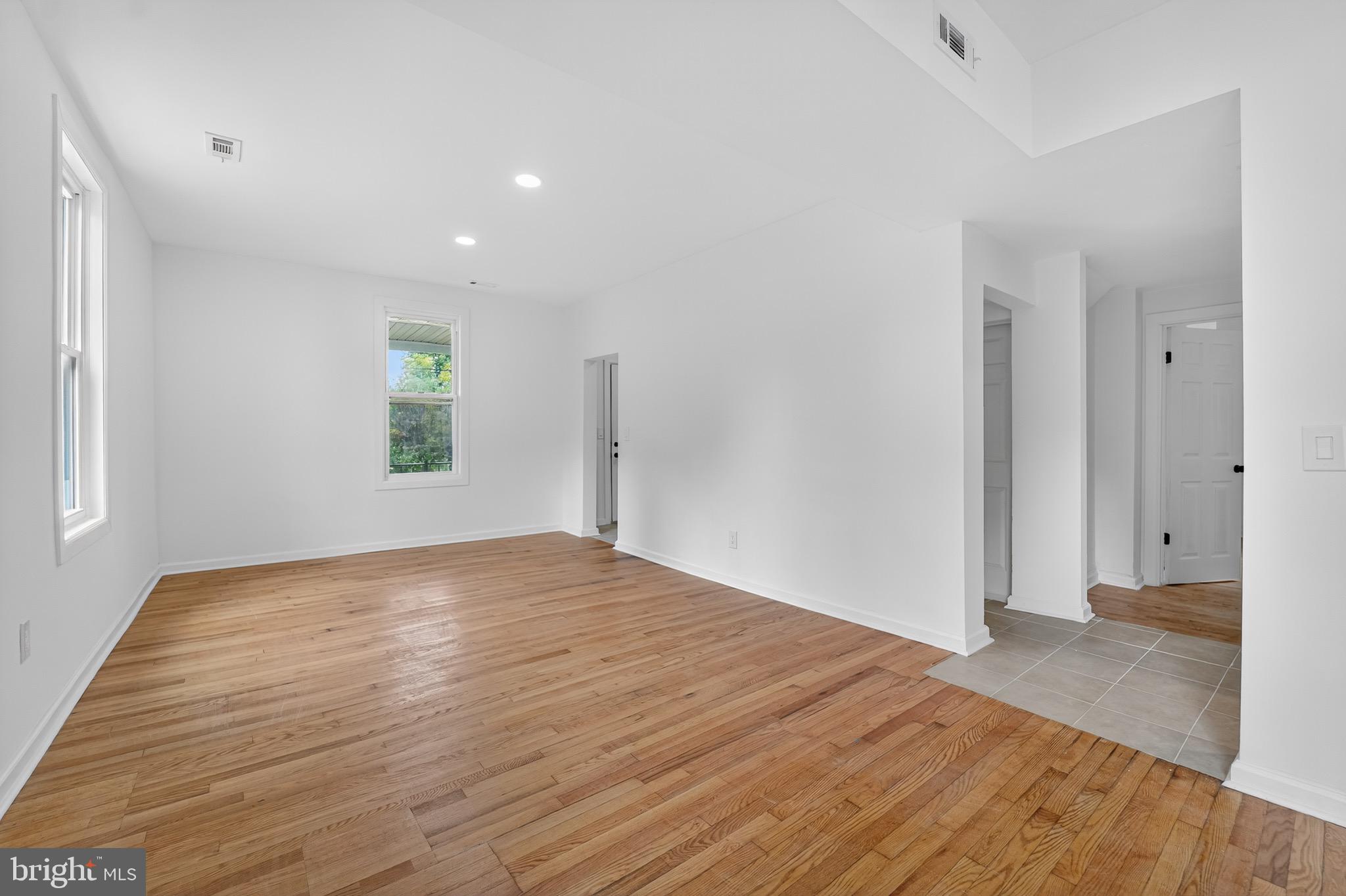 FRANKFORD - Residential