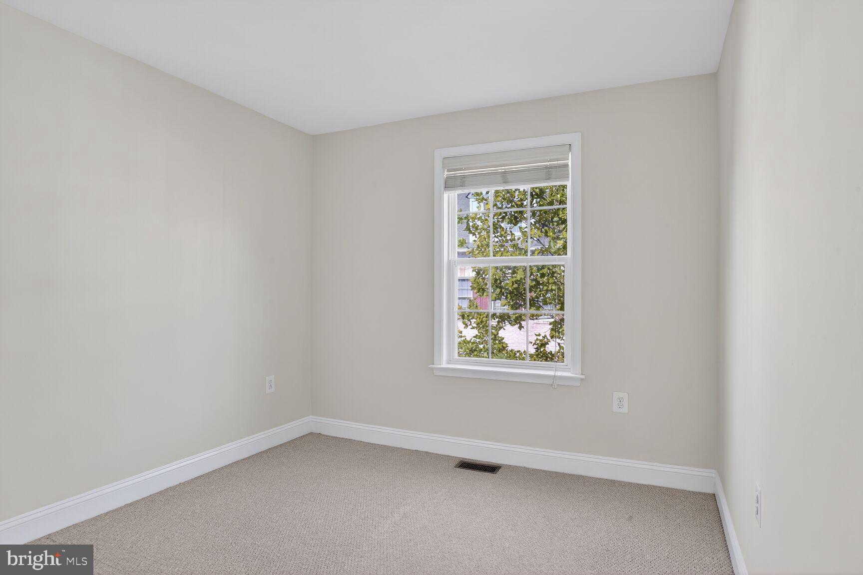 CAMDEN CROSSING - Residential