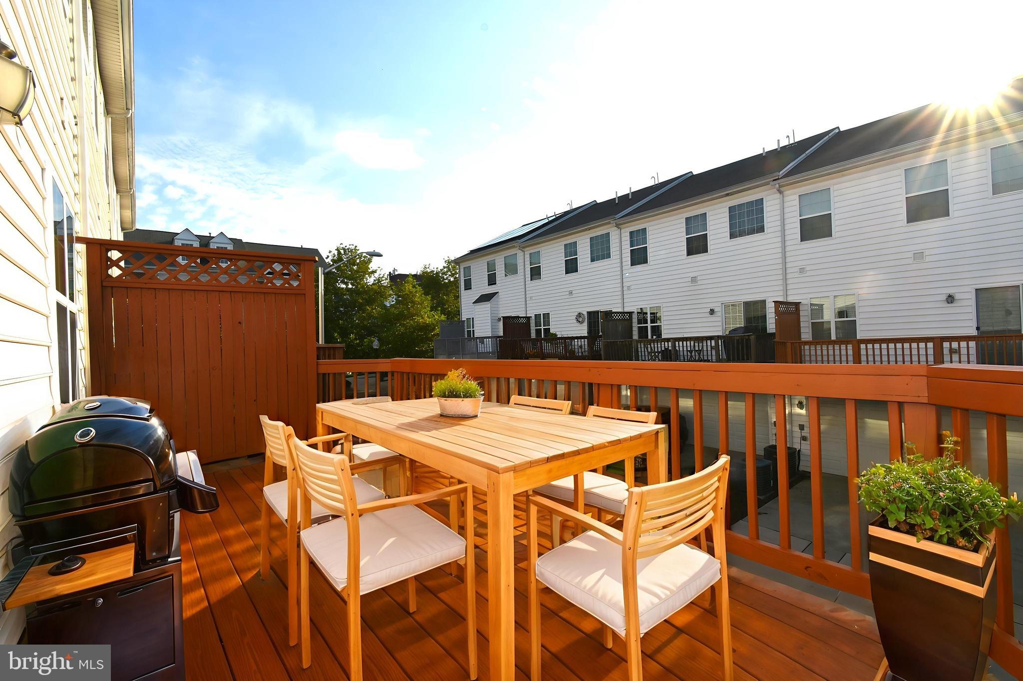 CAMDEN CROSSING - Residential