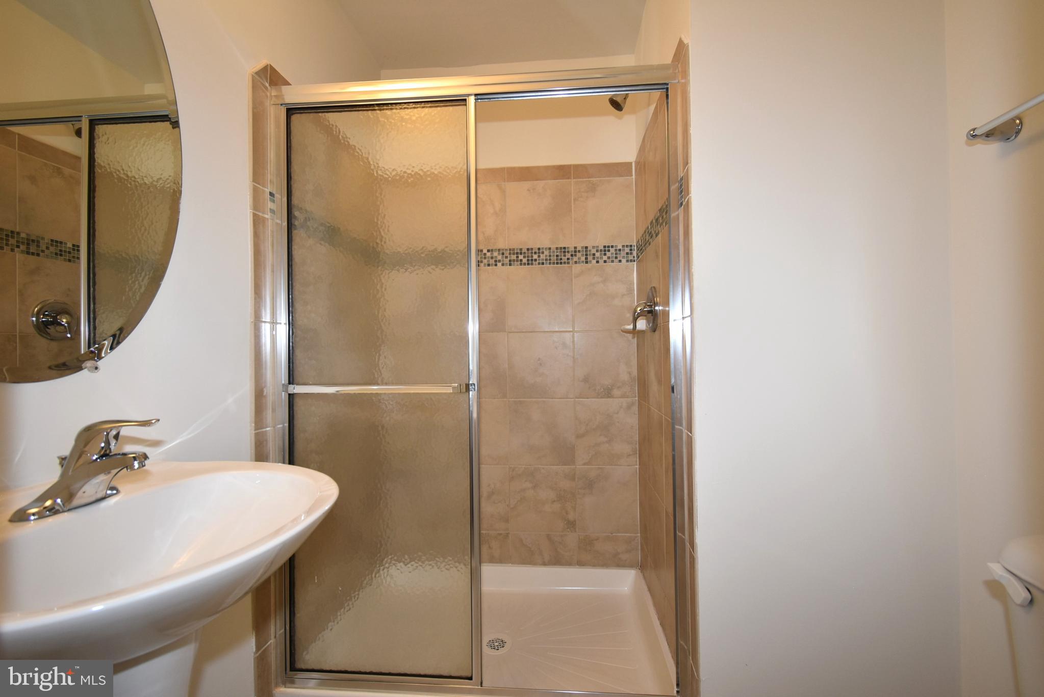 CAMDEN CROSSING - Residential