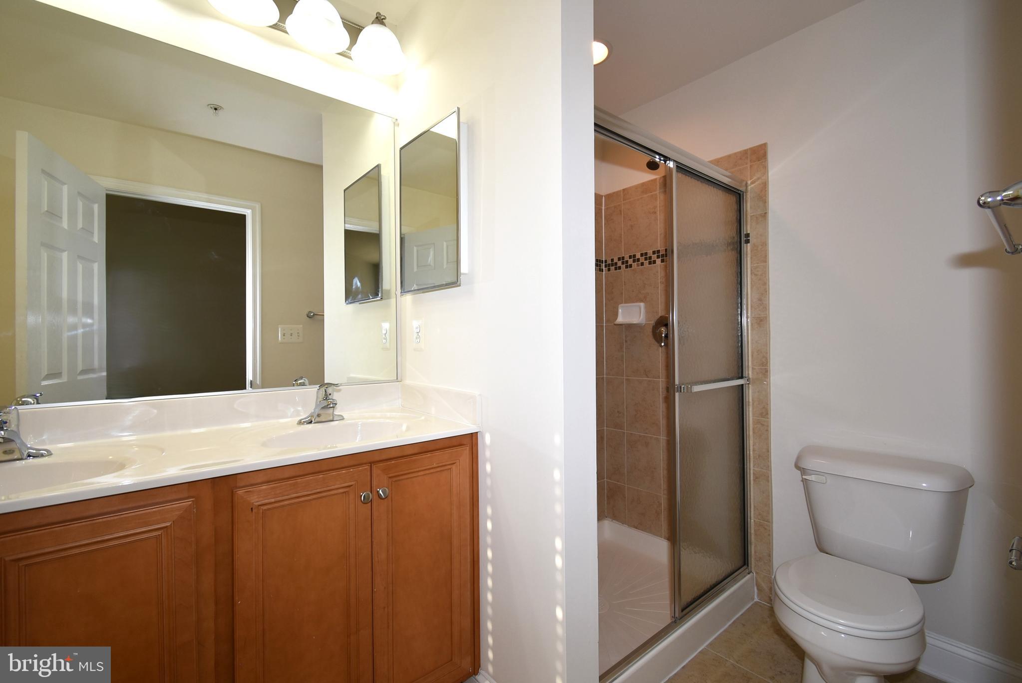 CAMDEN CROSSING - Residential