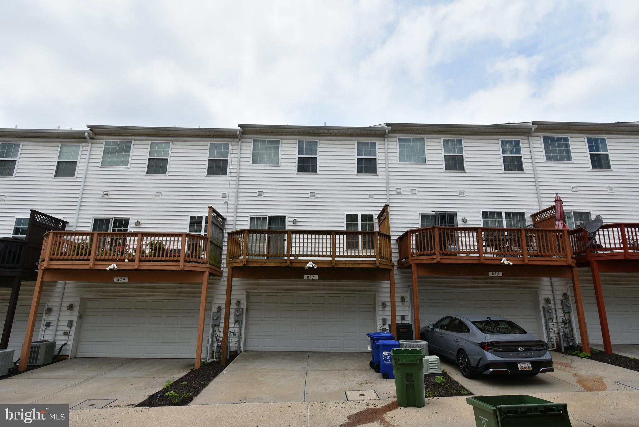 CAMDEN CROSSING - Residential