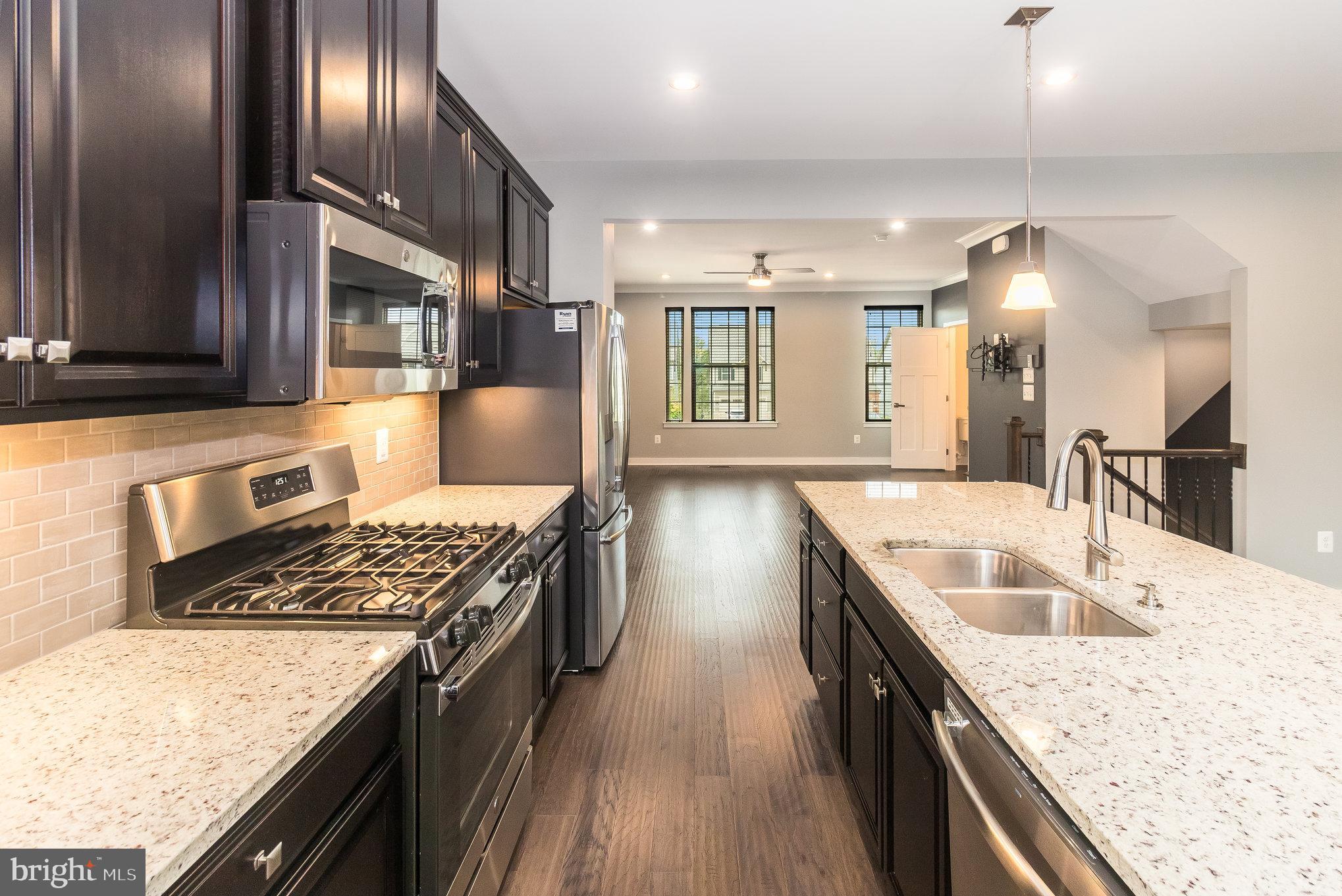 POTOMAC SHORES - Residential Lease