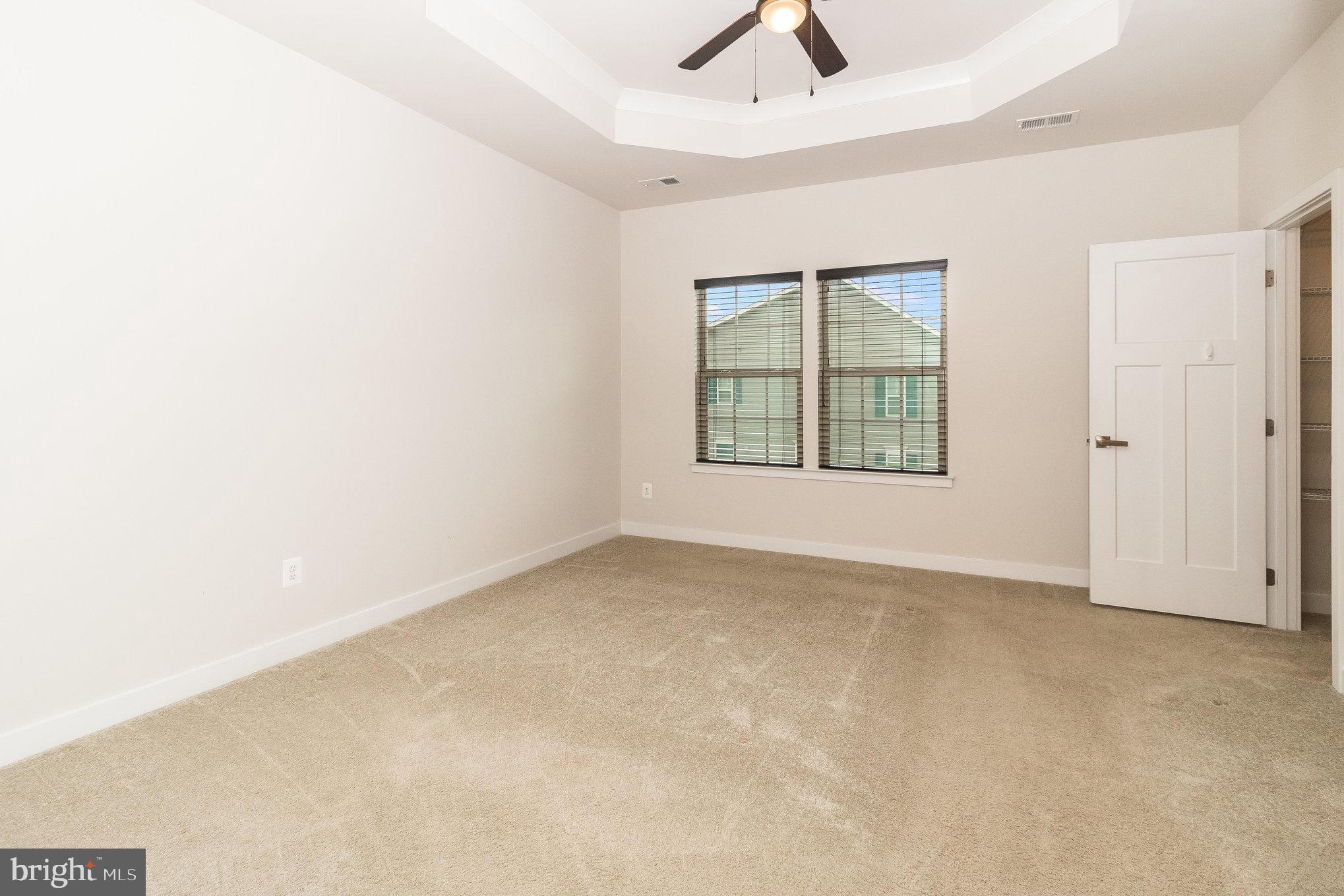 POTOMAC SHORES - Residential Lease