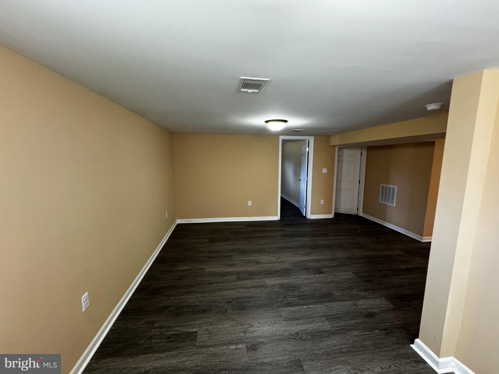 RIVERDALE PARK - Residential