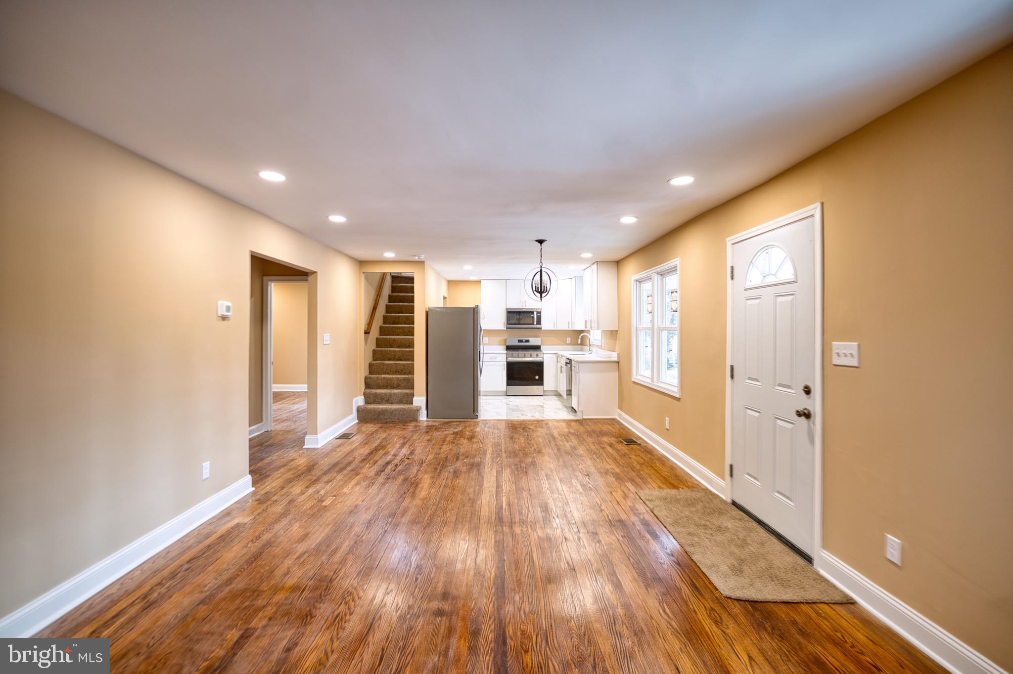 RIVERDALE PARK - Residential