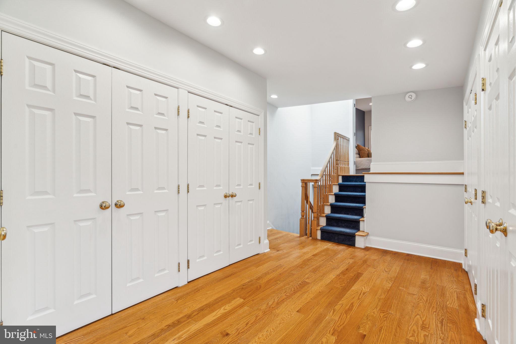 ART MUSEUM AREA - Residential