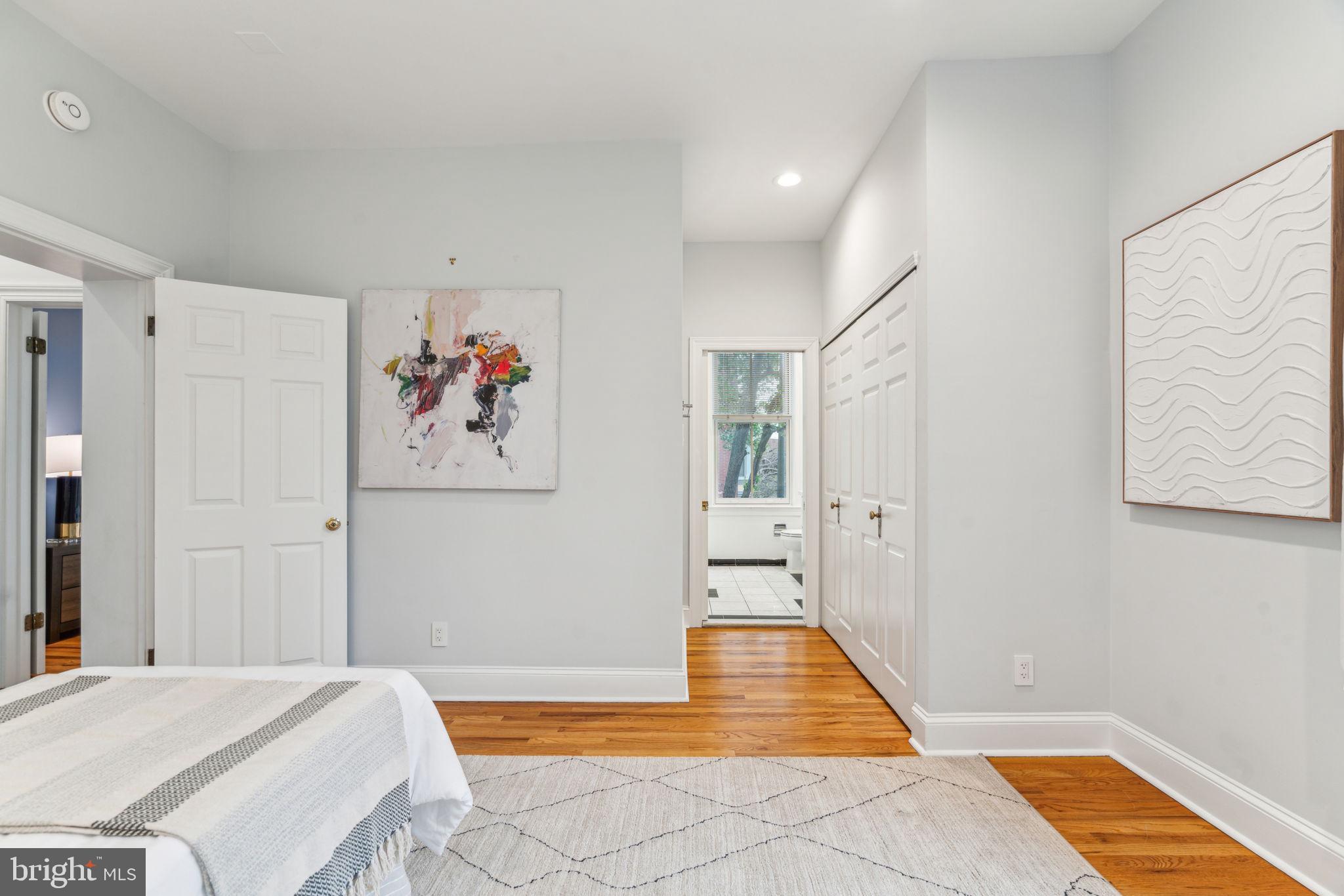 ART MUSEUM AREA - Residential