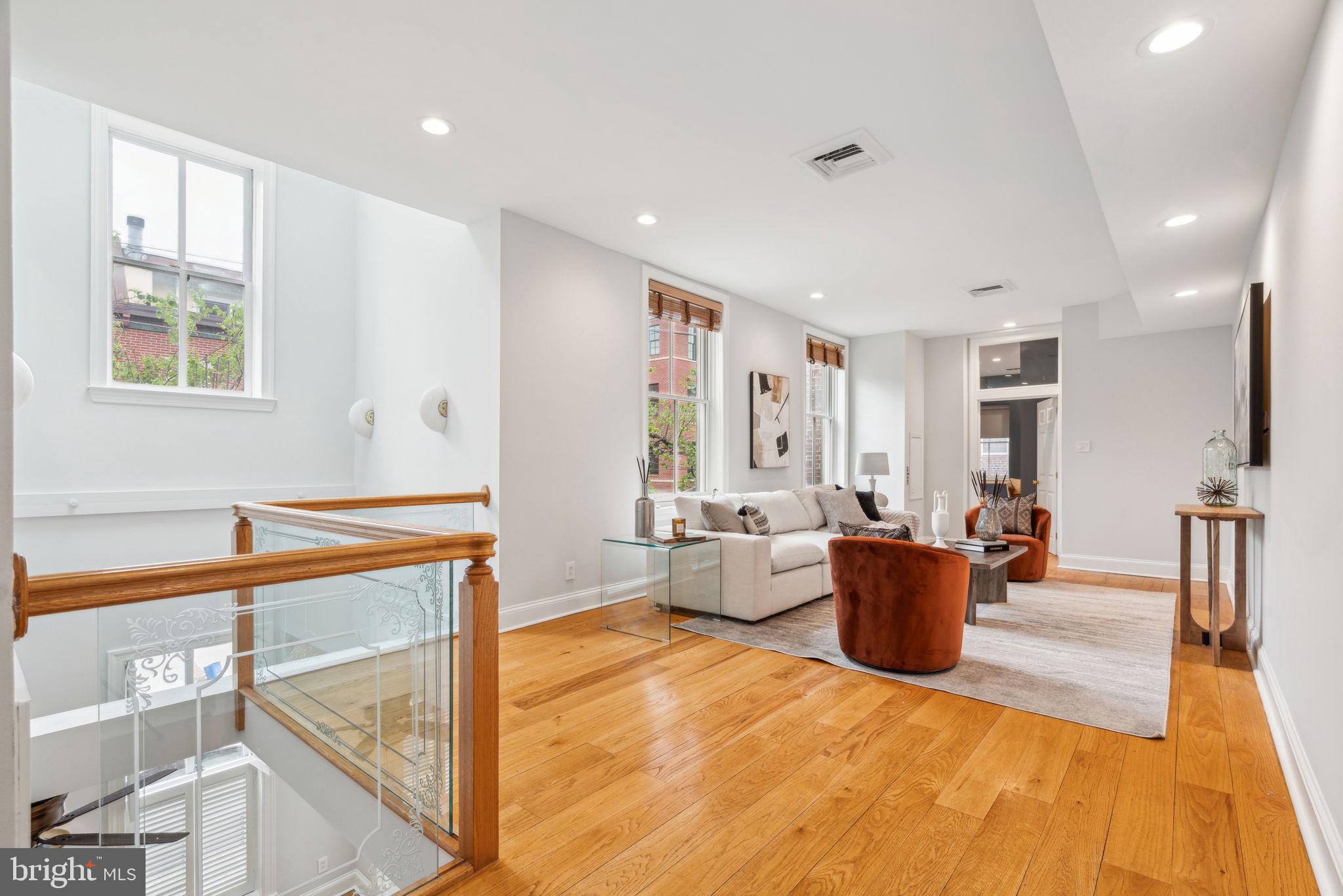 ART MUSEUM AREA - Residential