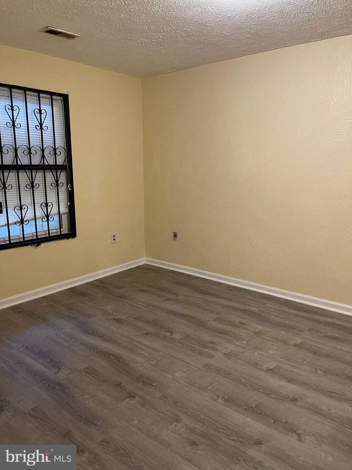 FAIRMOUNT HEIGHTS - Residential Lease