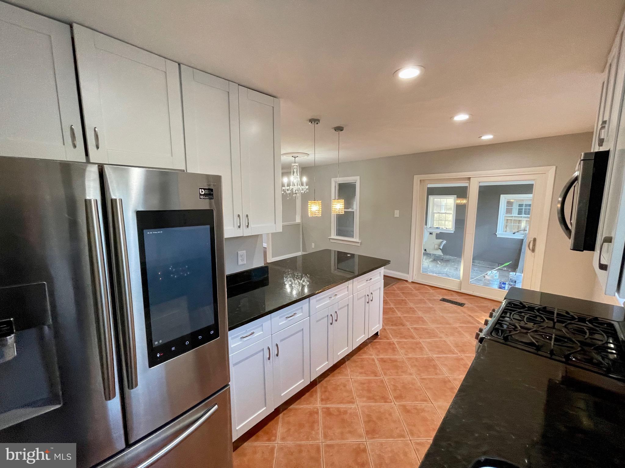 BROOKFIELD - Residential