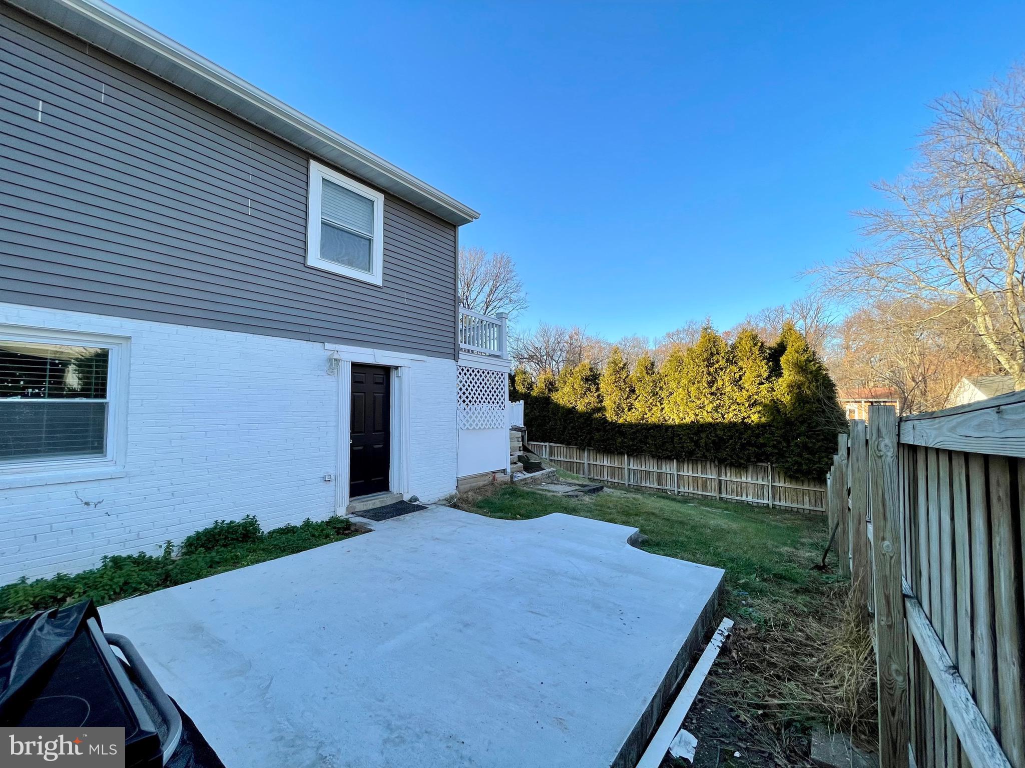 BROOKFIELD - Residential