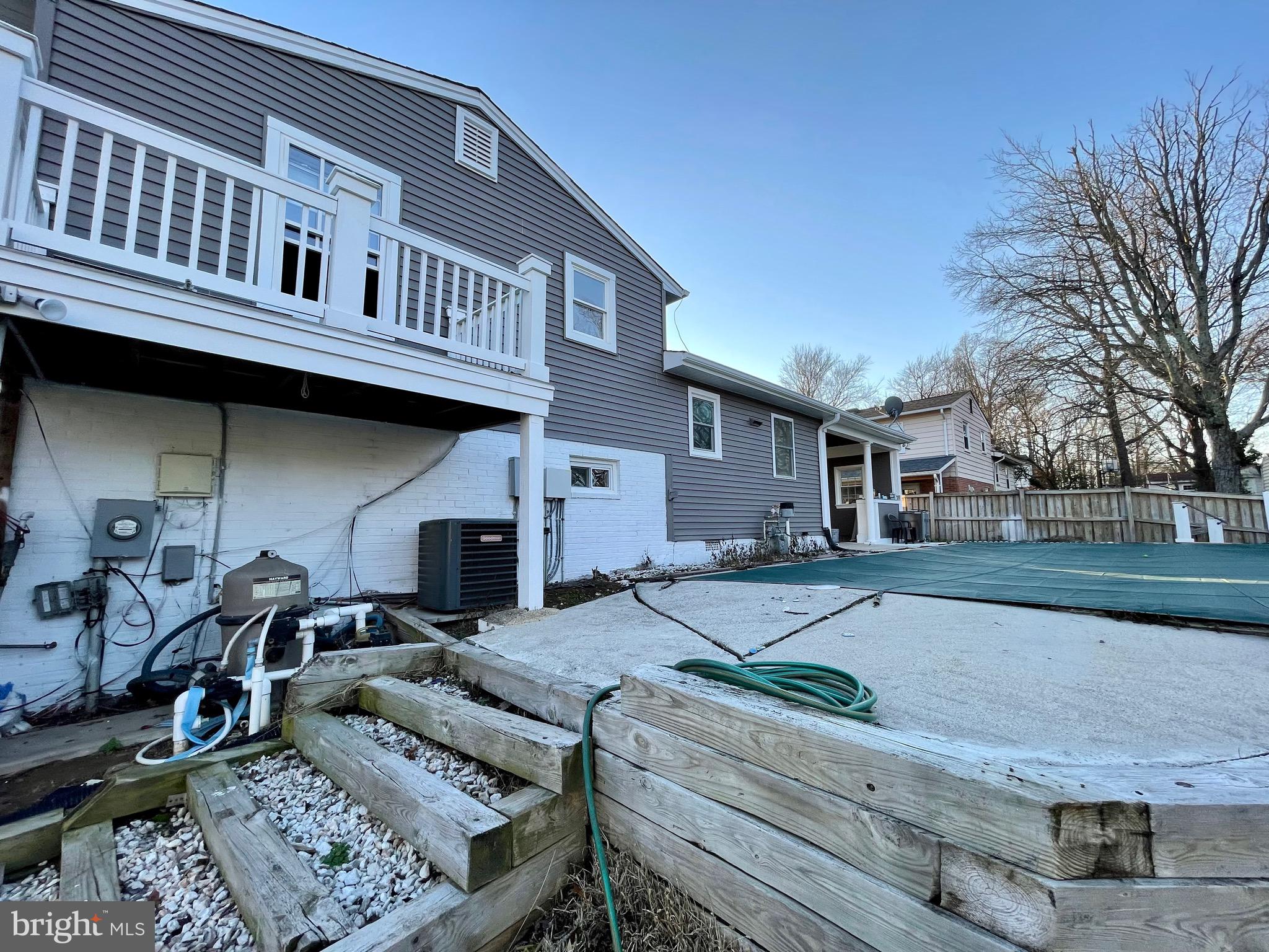 BROOKFIELD - Residential