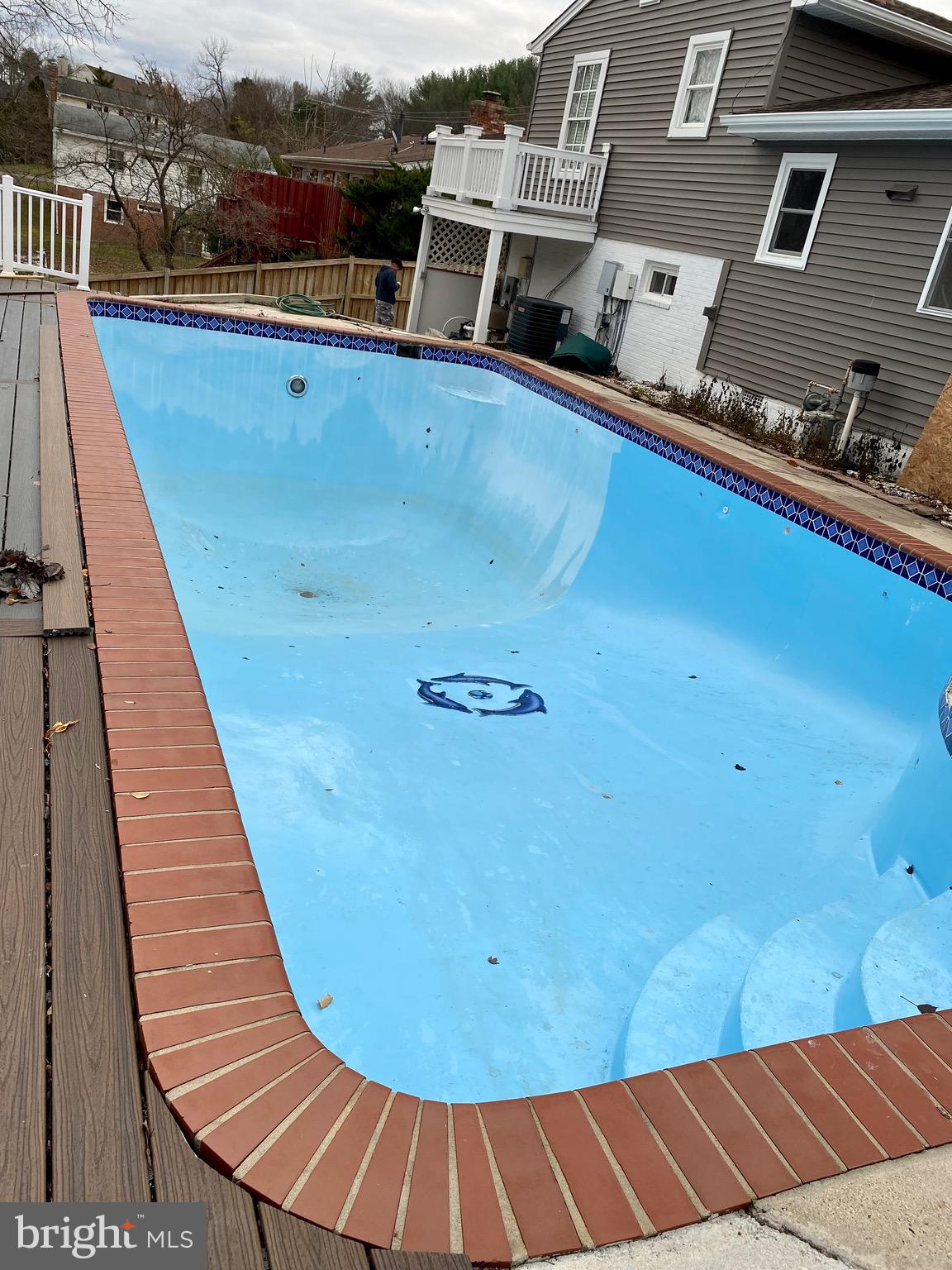 BROOKFIELD - Residential