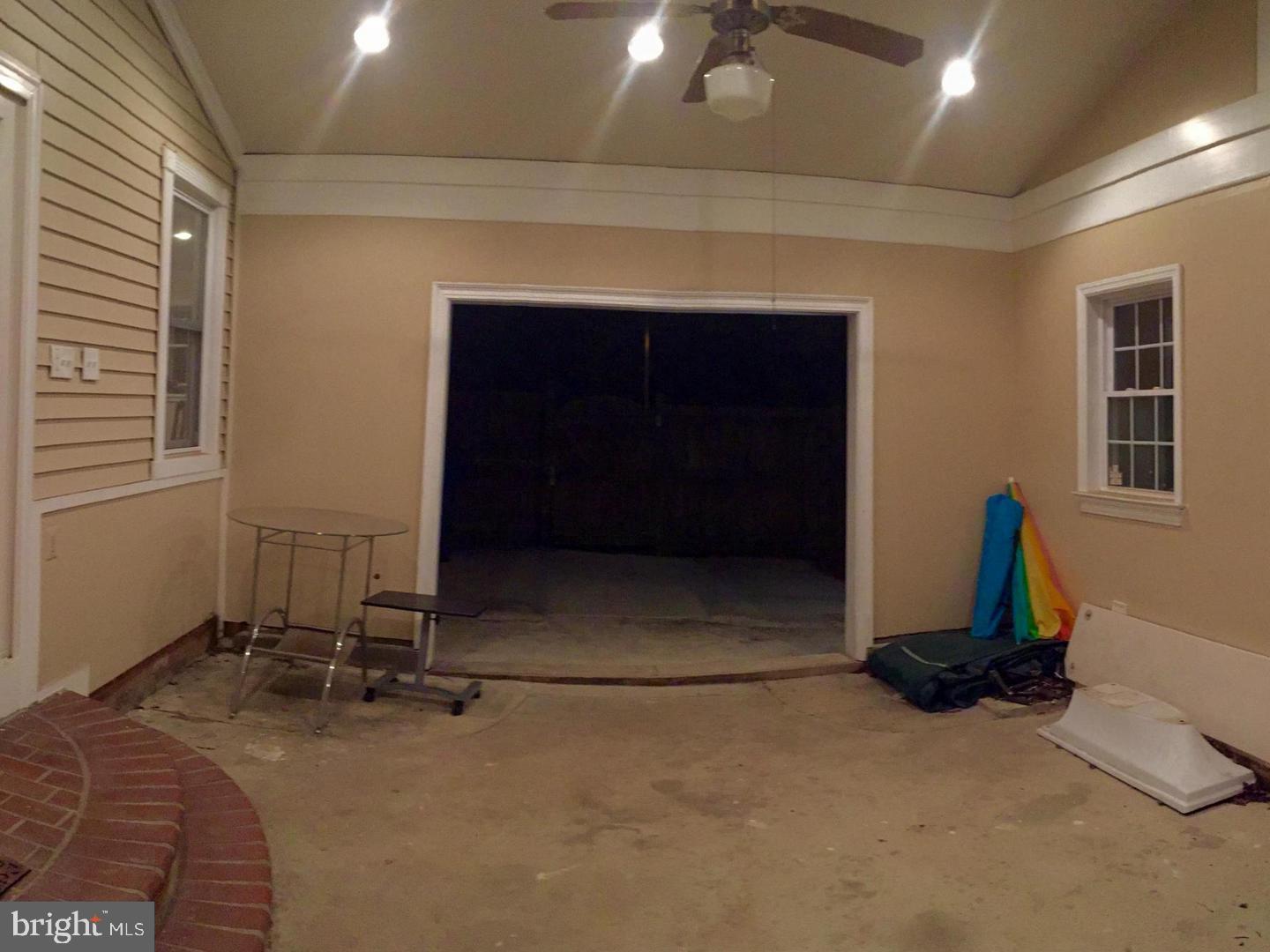 BROOKFIELD - Residential