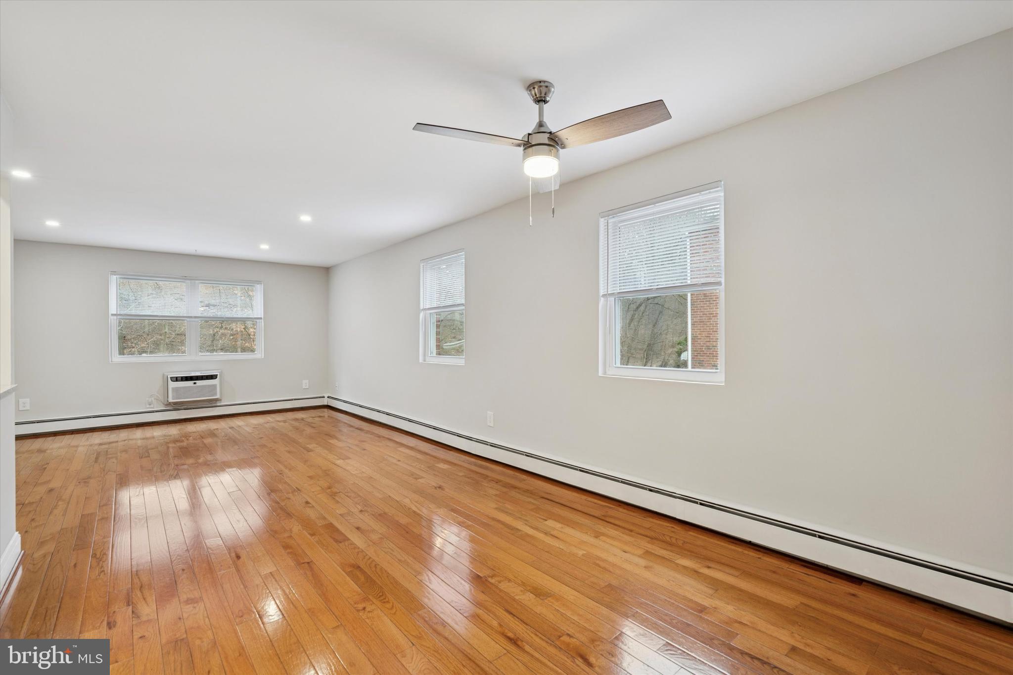 SPRINGFIELD - Residential Lease