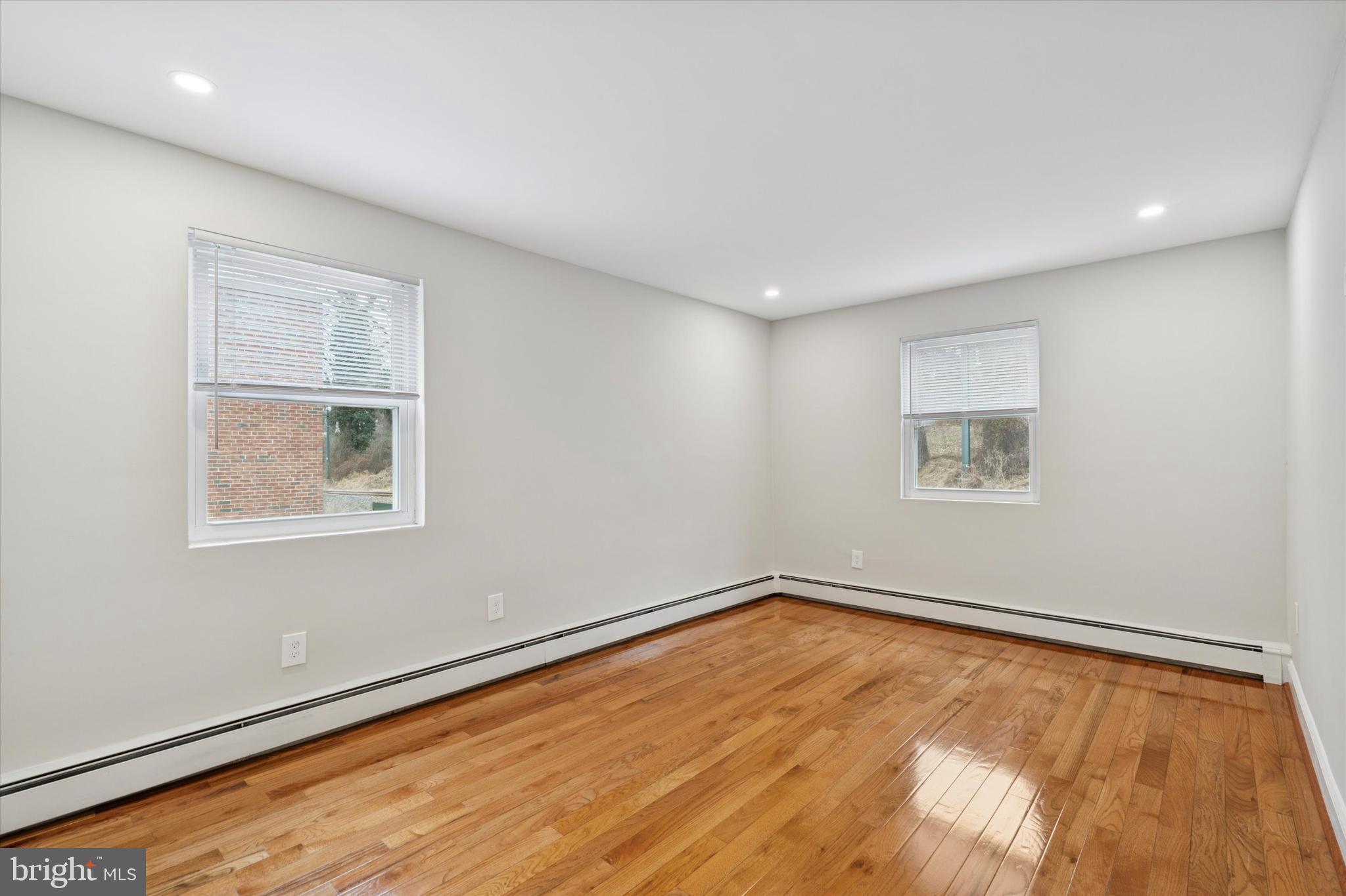 SPRINGFIELD - Residential Lease