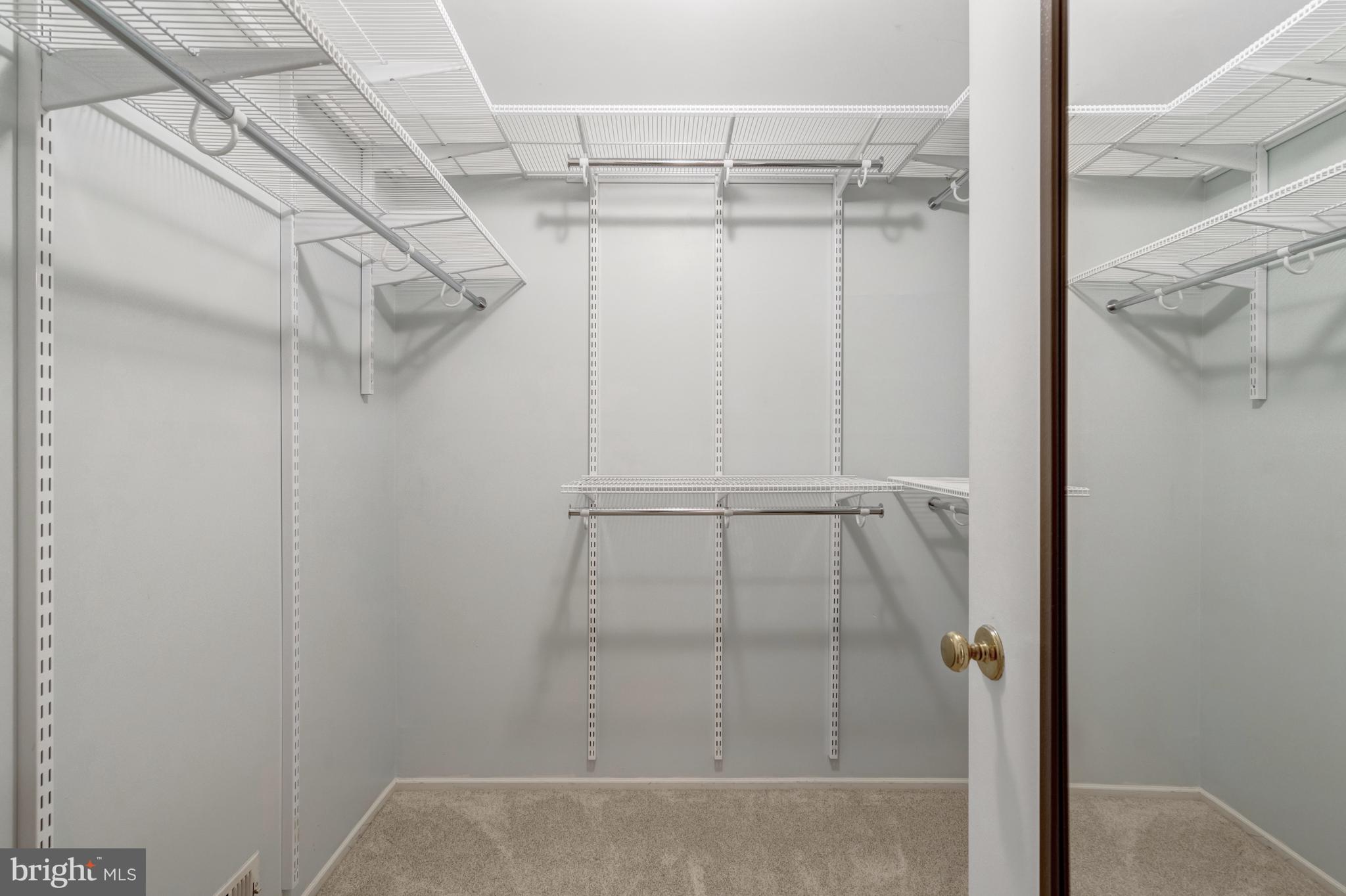 BURKE CENTRE - Residential