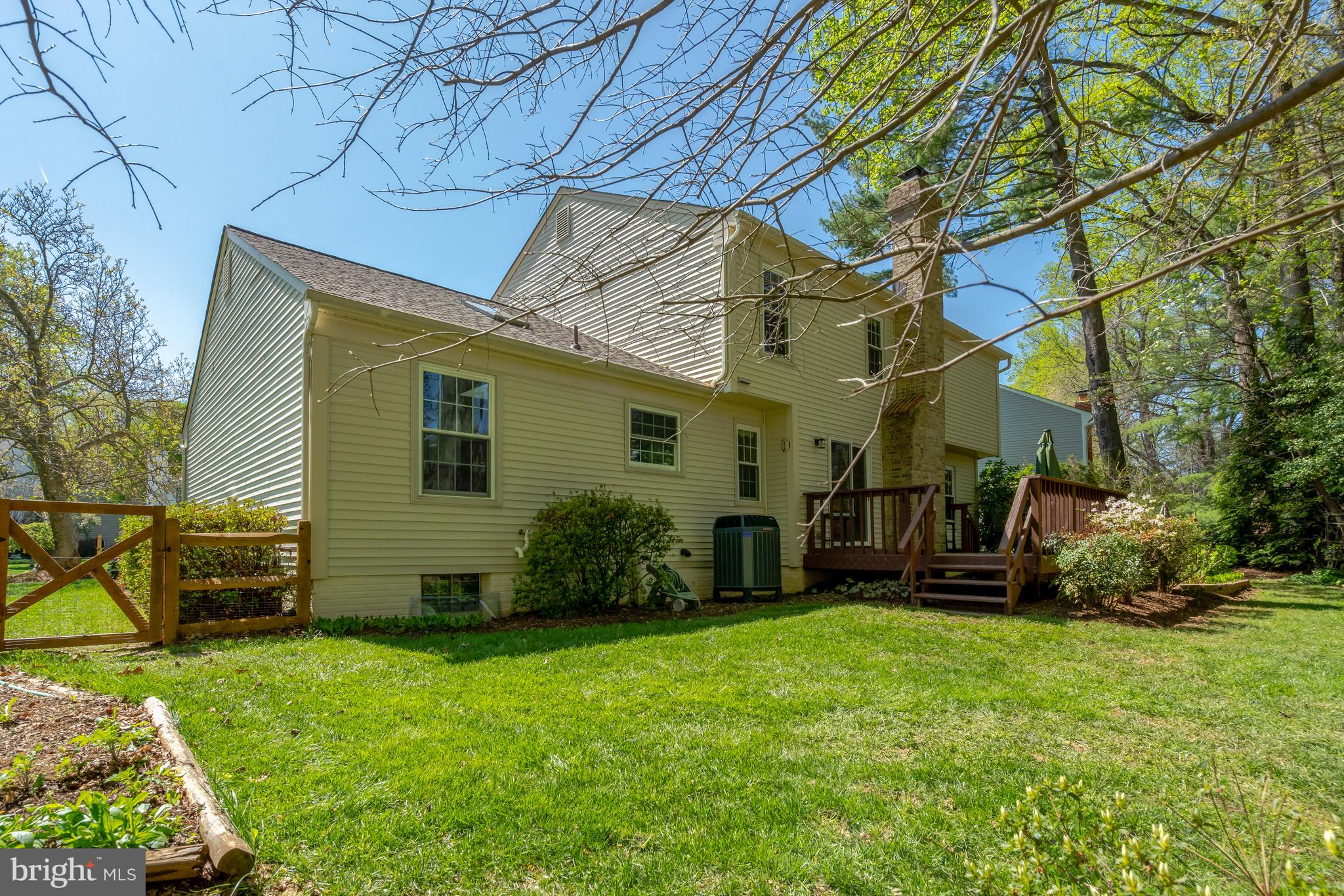 BURKE CENTRE - Residential