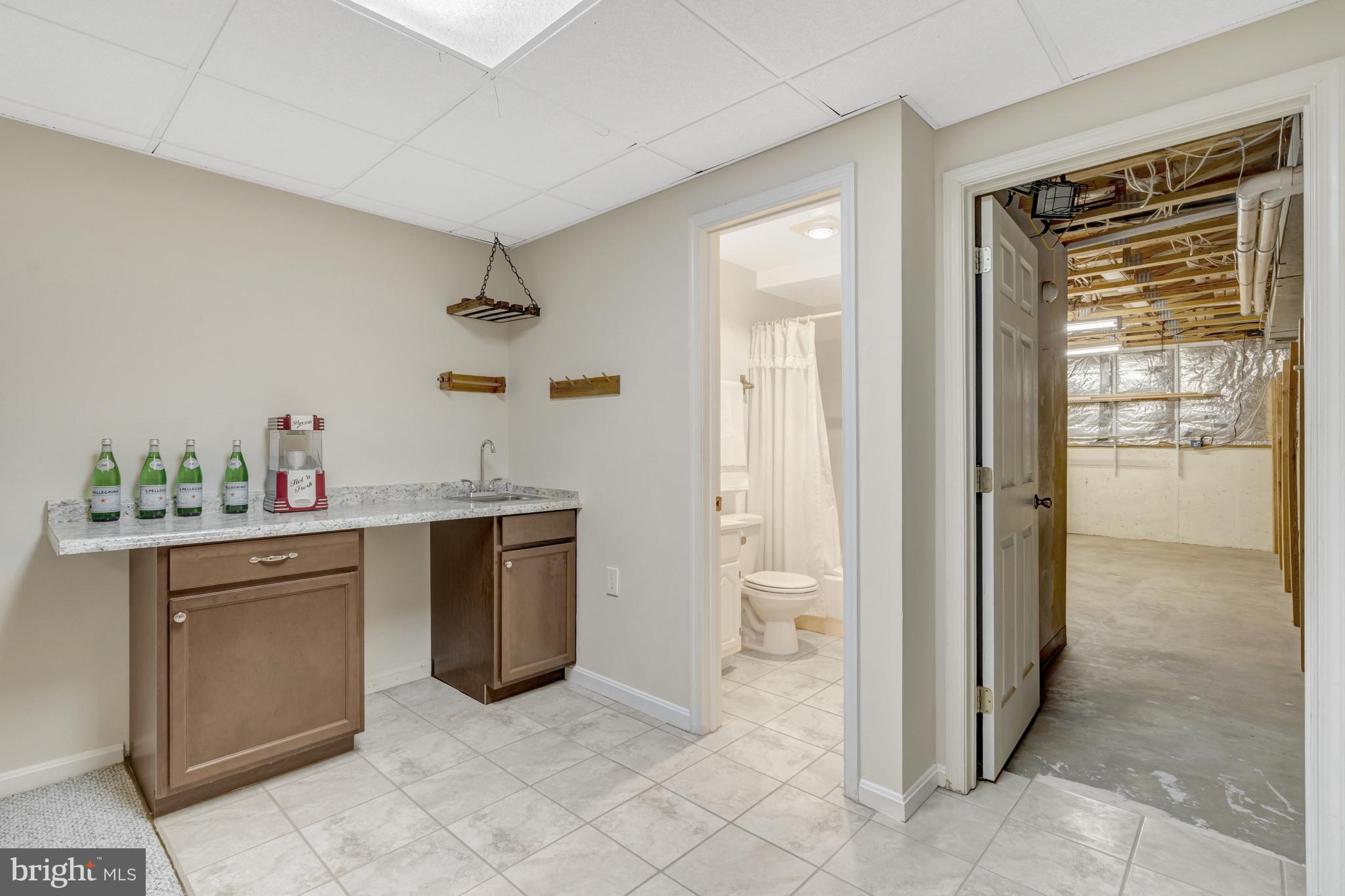 BURKE CENTRE - Residential