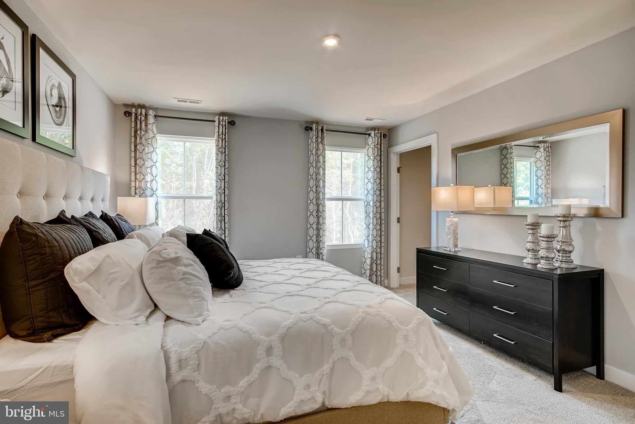 CARDINAL POINTE - Residential