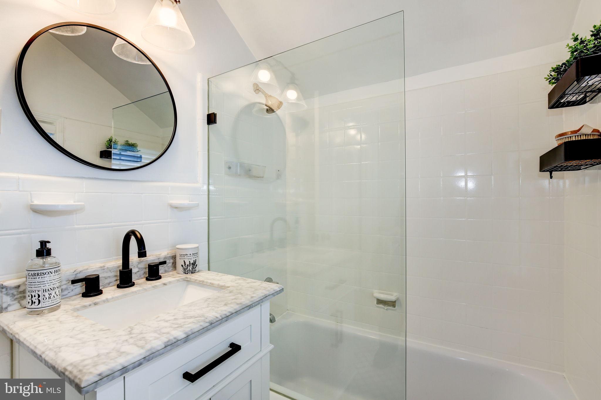 WOODACRES - Residential