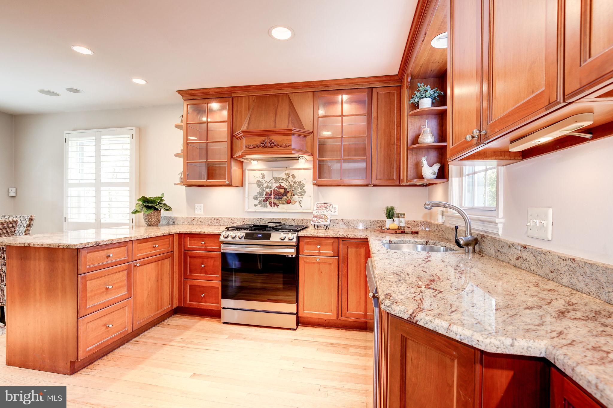 WOODACRES - Residential