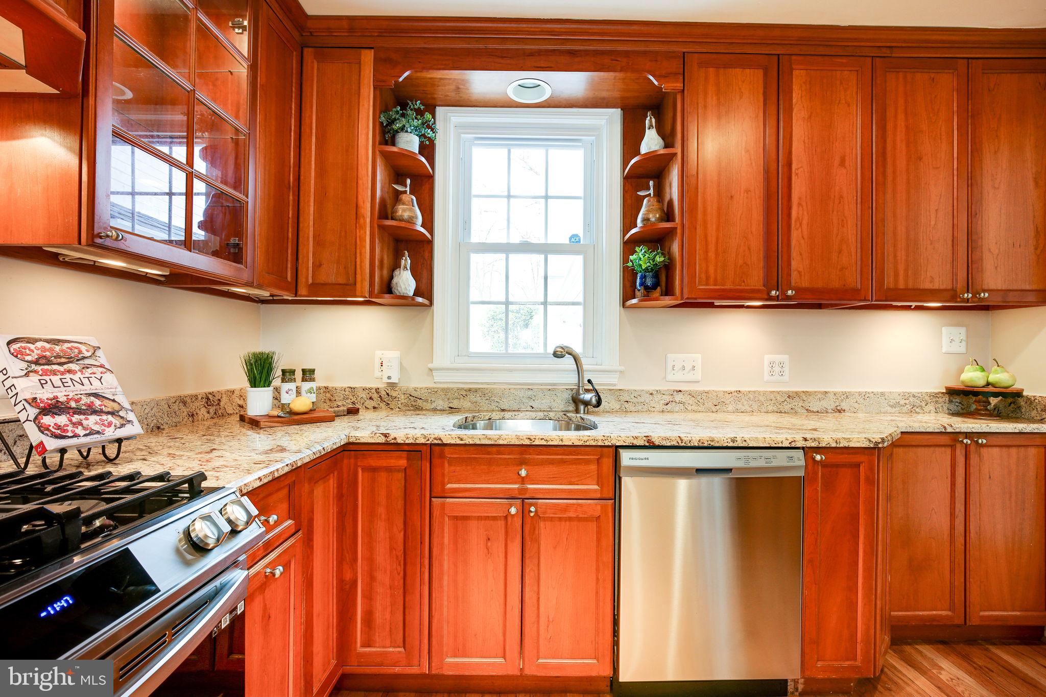 WOODACRES - Residential